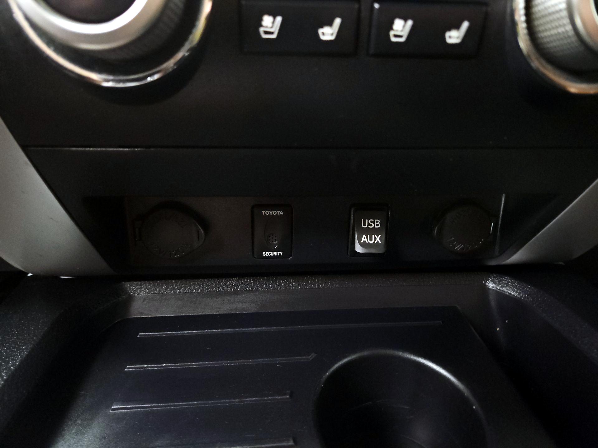 Thumbnail: 2018 Toyota Tundra - 18