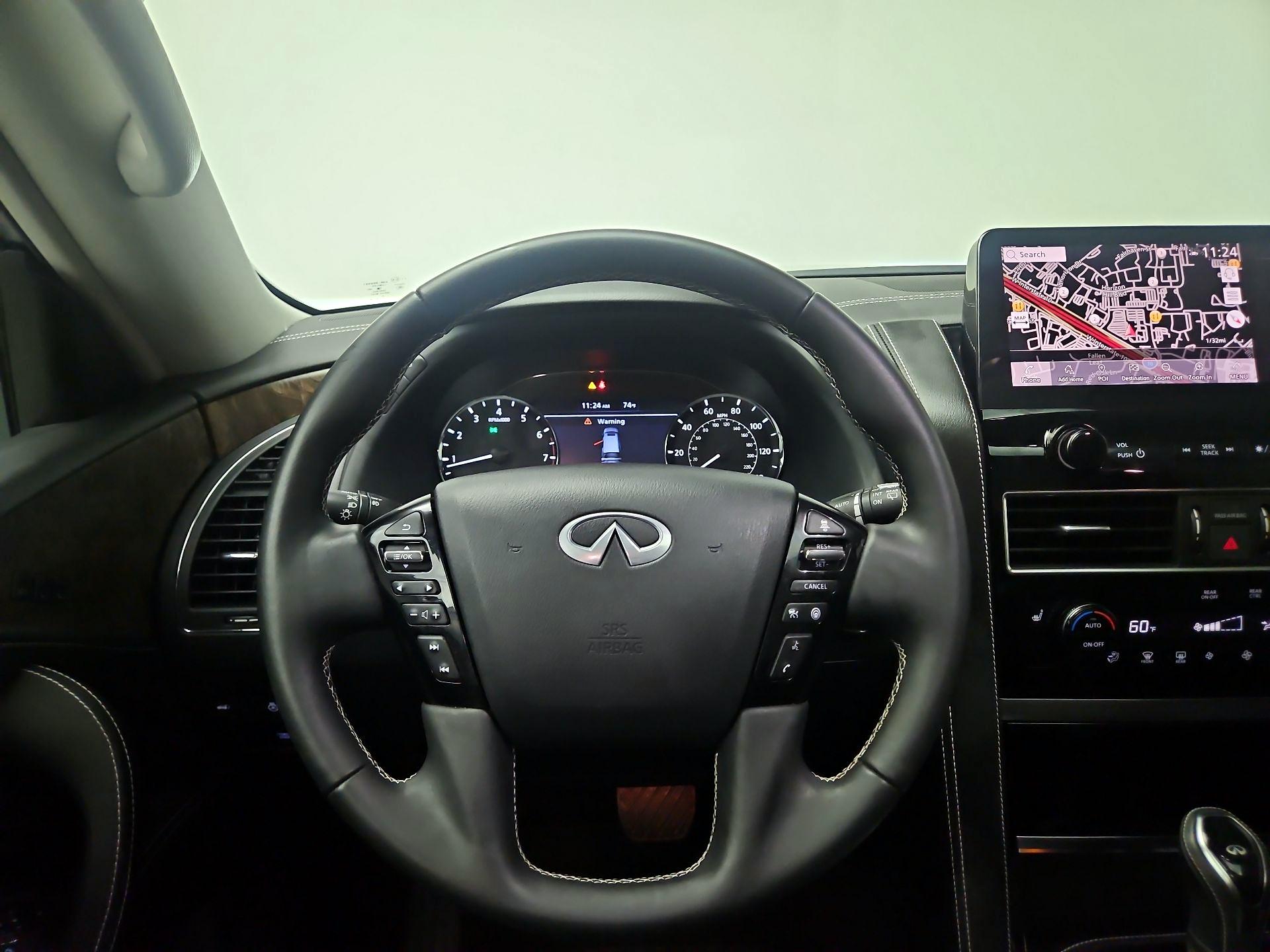 Thumbnail: 2023 INFINITI QX80 - 10