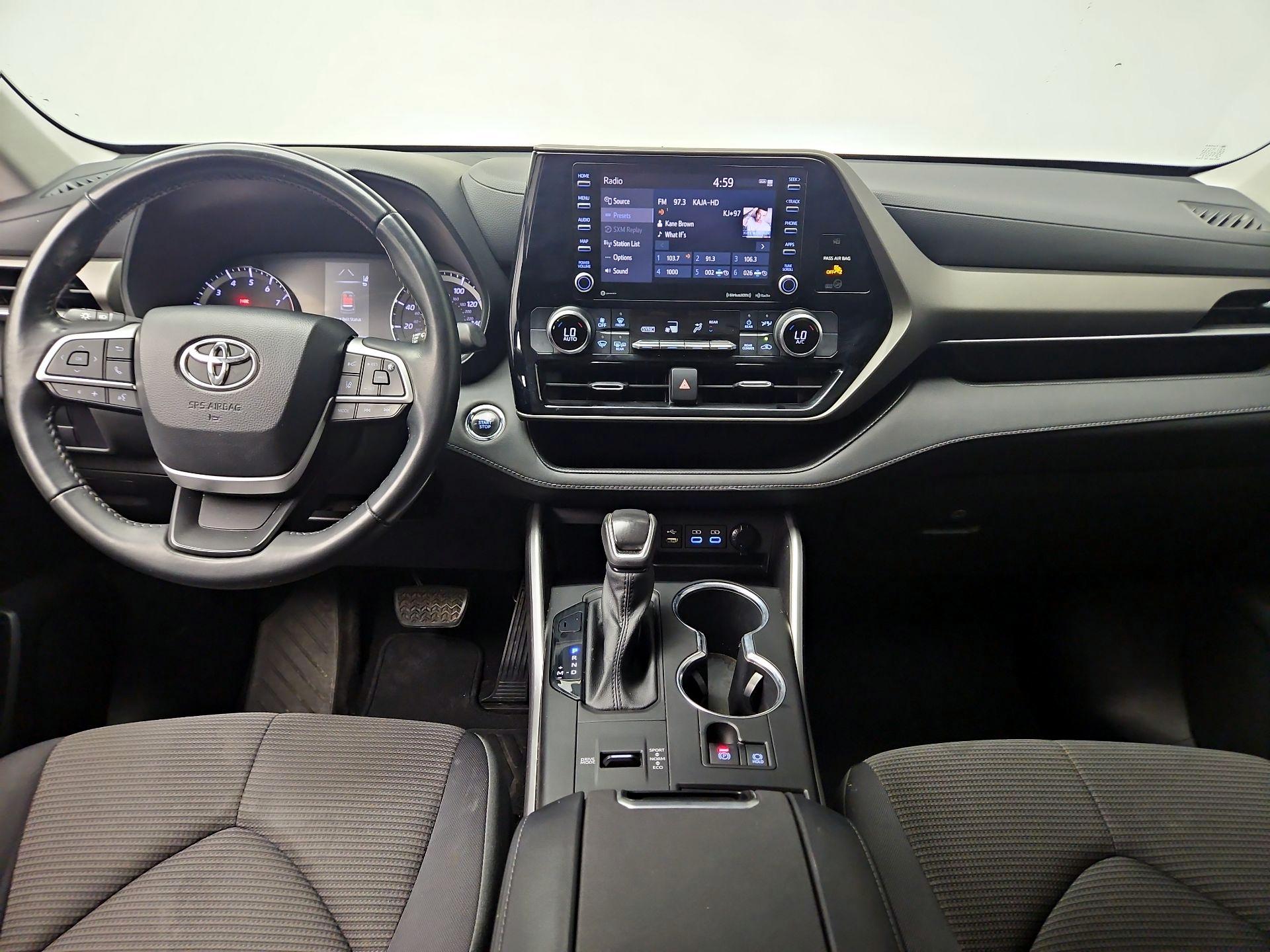 Thumbnail: 2022 Toyota Highlander - 9