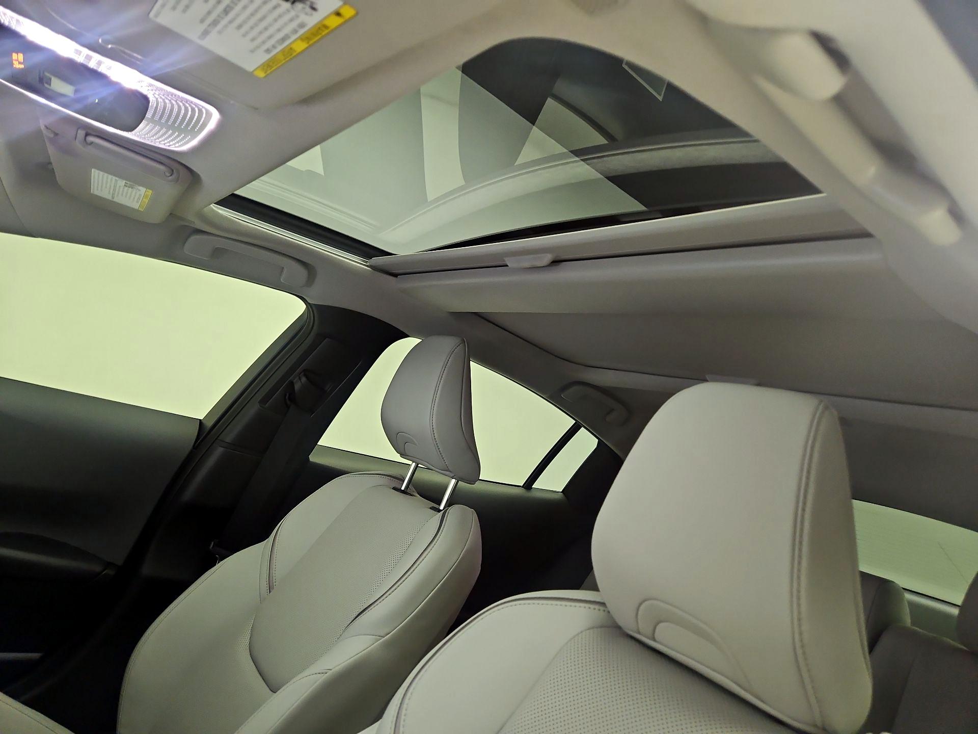 Thumbnail: 2024 Toyota Prius - 19