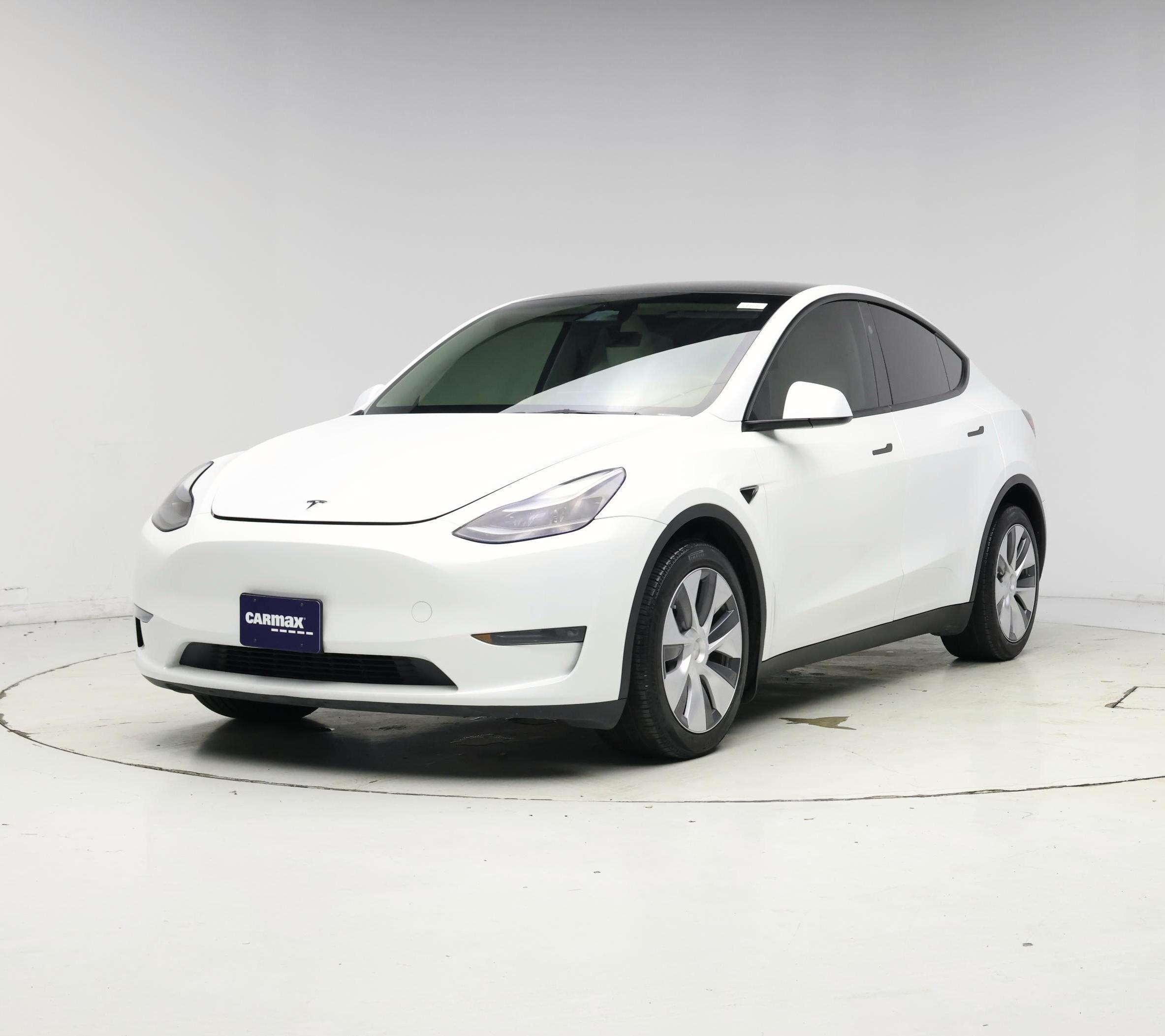Thumbnail: 2023 Tesla Model Y - 4