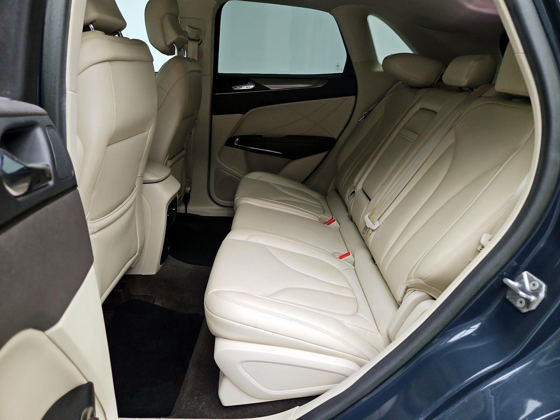 Thumbnail: 2019 Lincoln MKC - 19