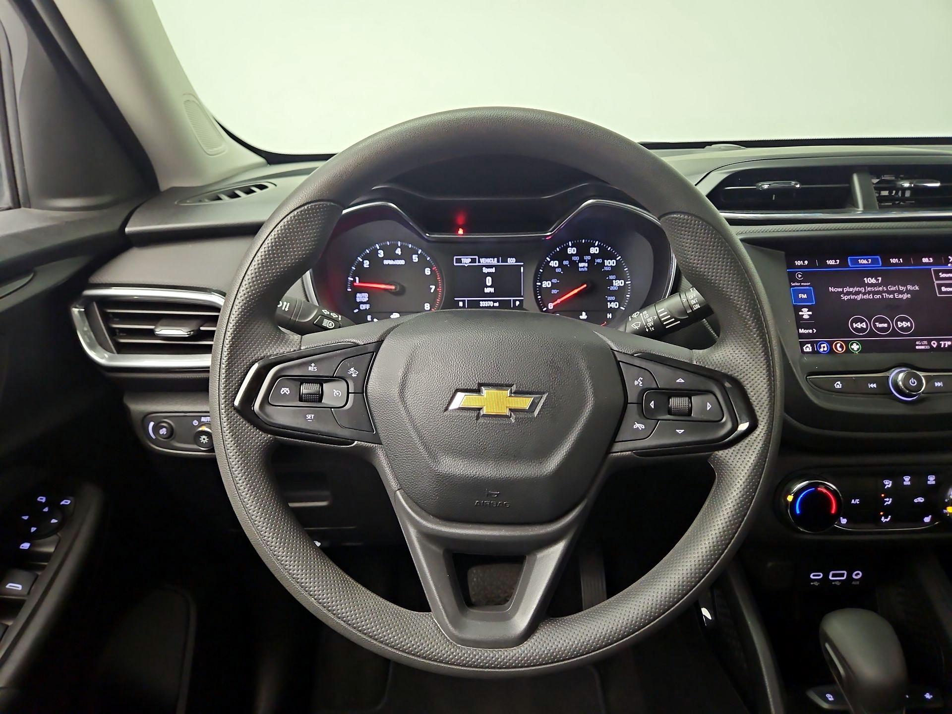 Thumbnail: 2022 Chevrolet TrailBlazer - 10