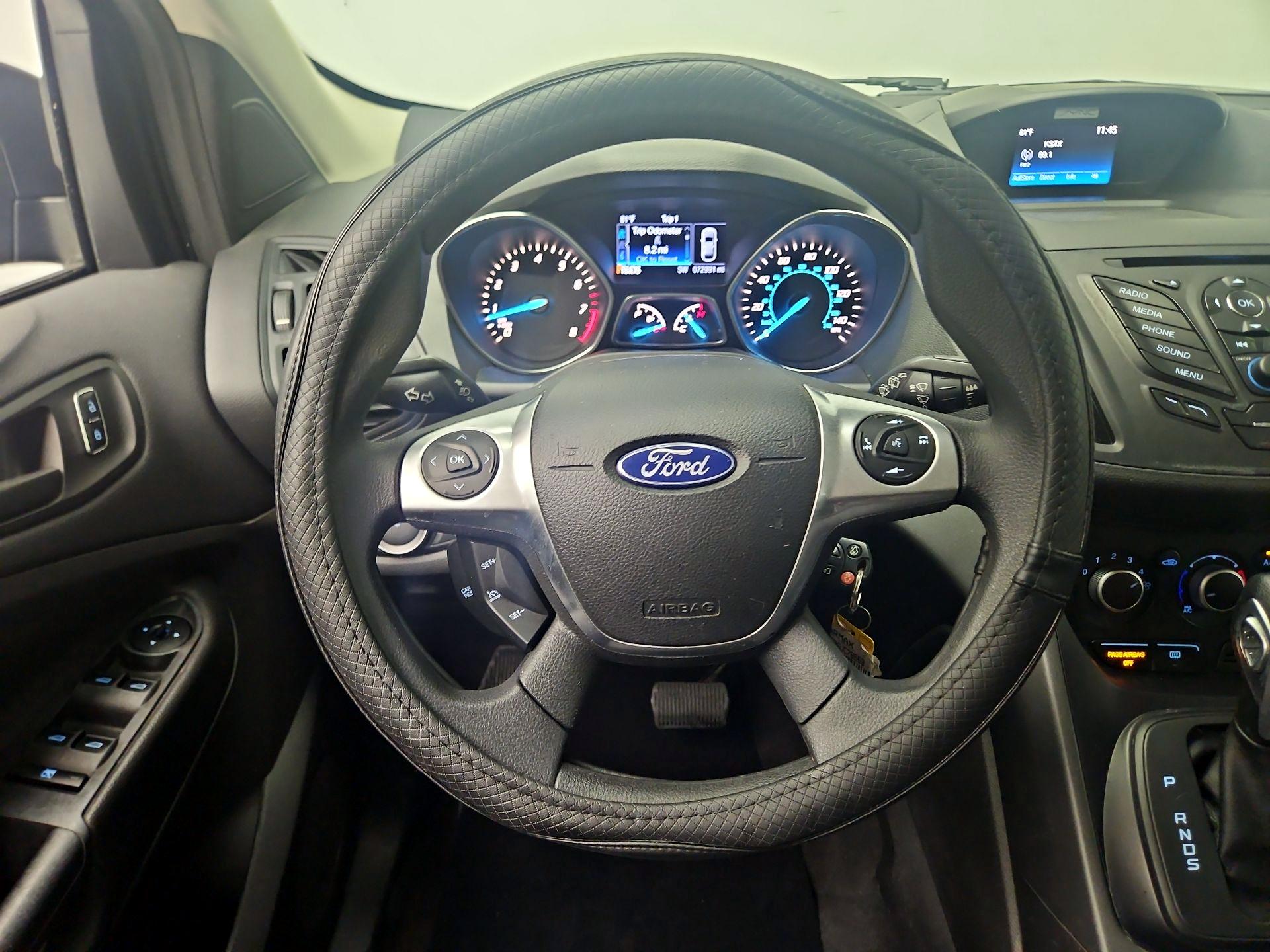 Thumbnail: 2016 Ford Escape - 10