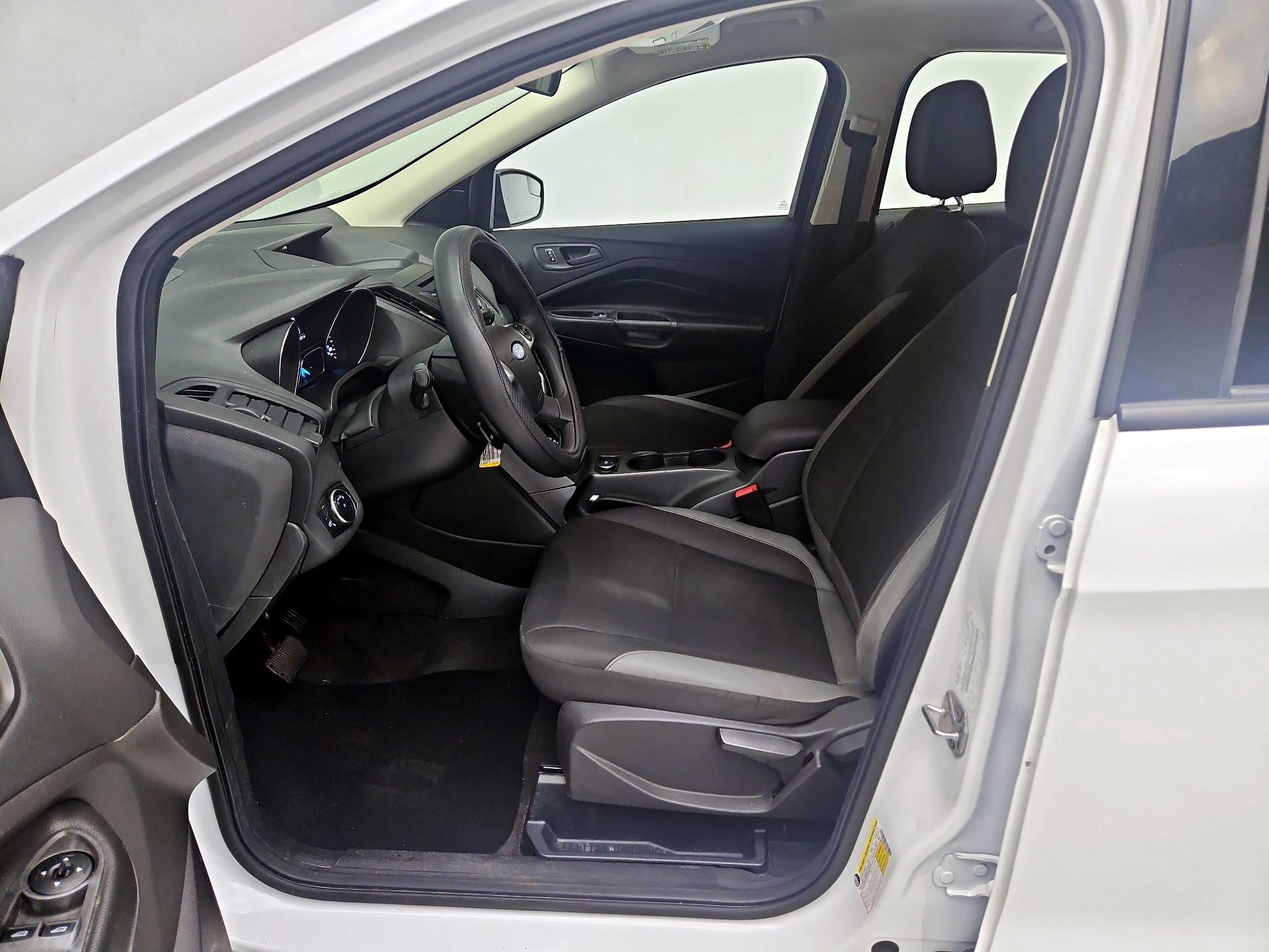Thumbnail: 2016 Ford Escape - 11
