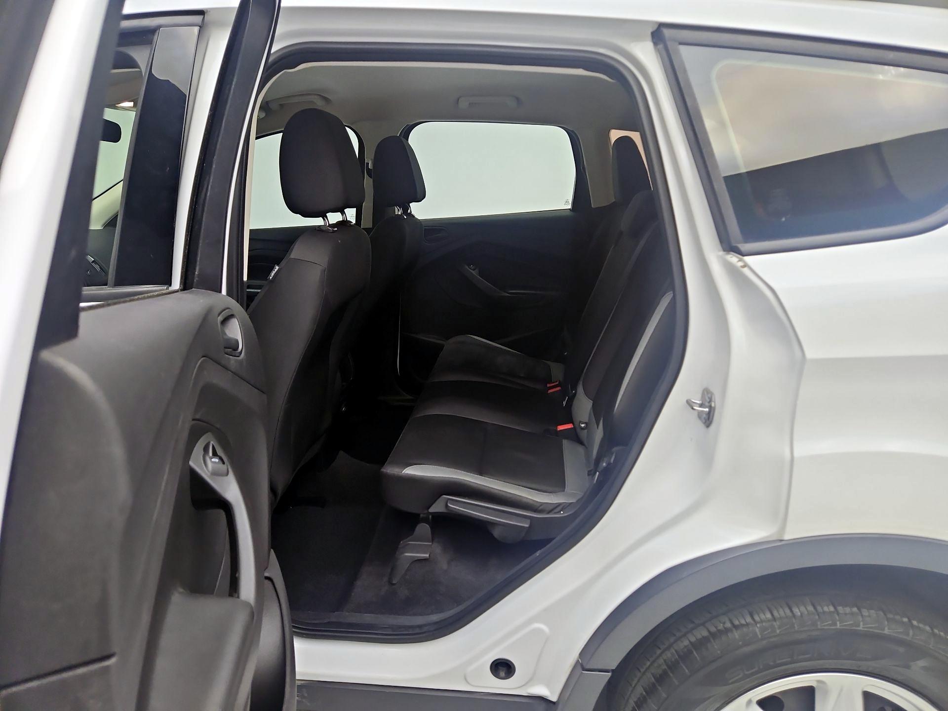 Thumbnail: 2016 Ford Escape - 19