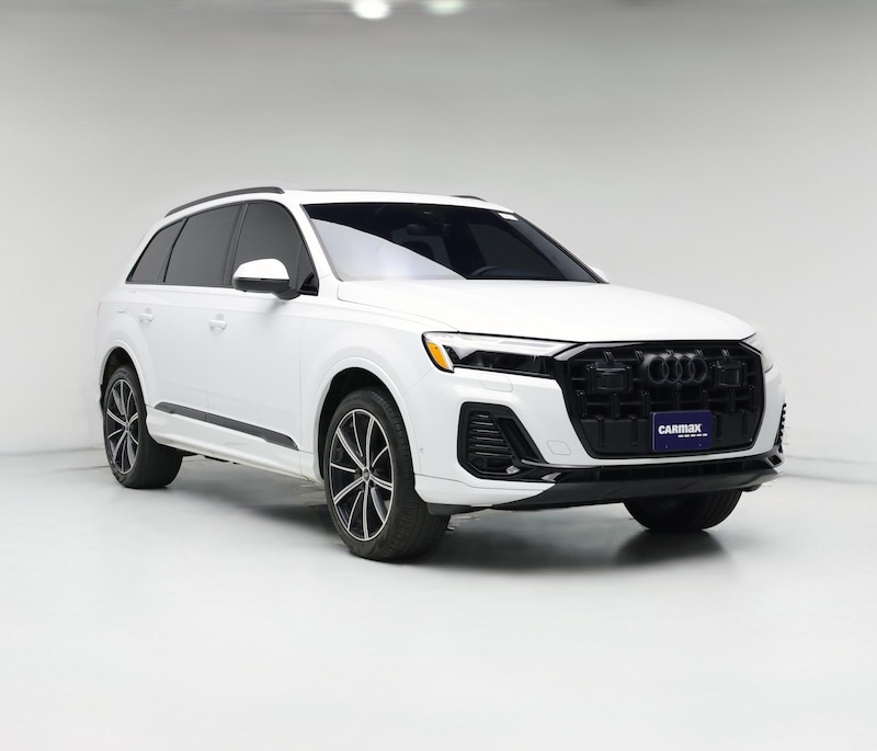 2025 Audi Q7 Premium Plus