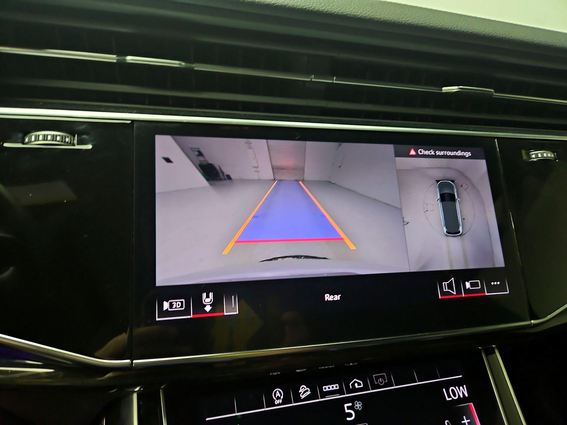 Thumbnail: 2025 Audi Q7 - 15