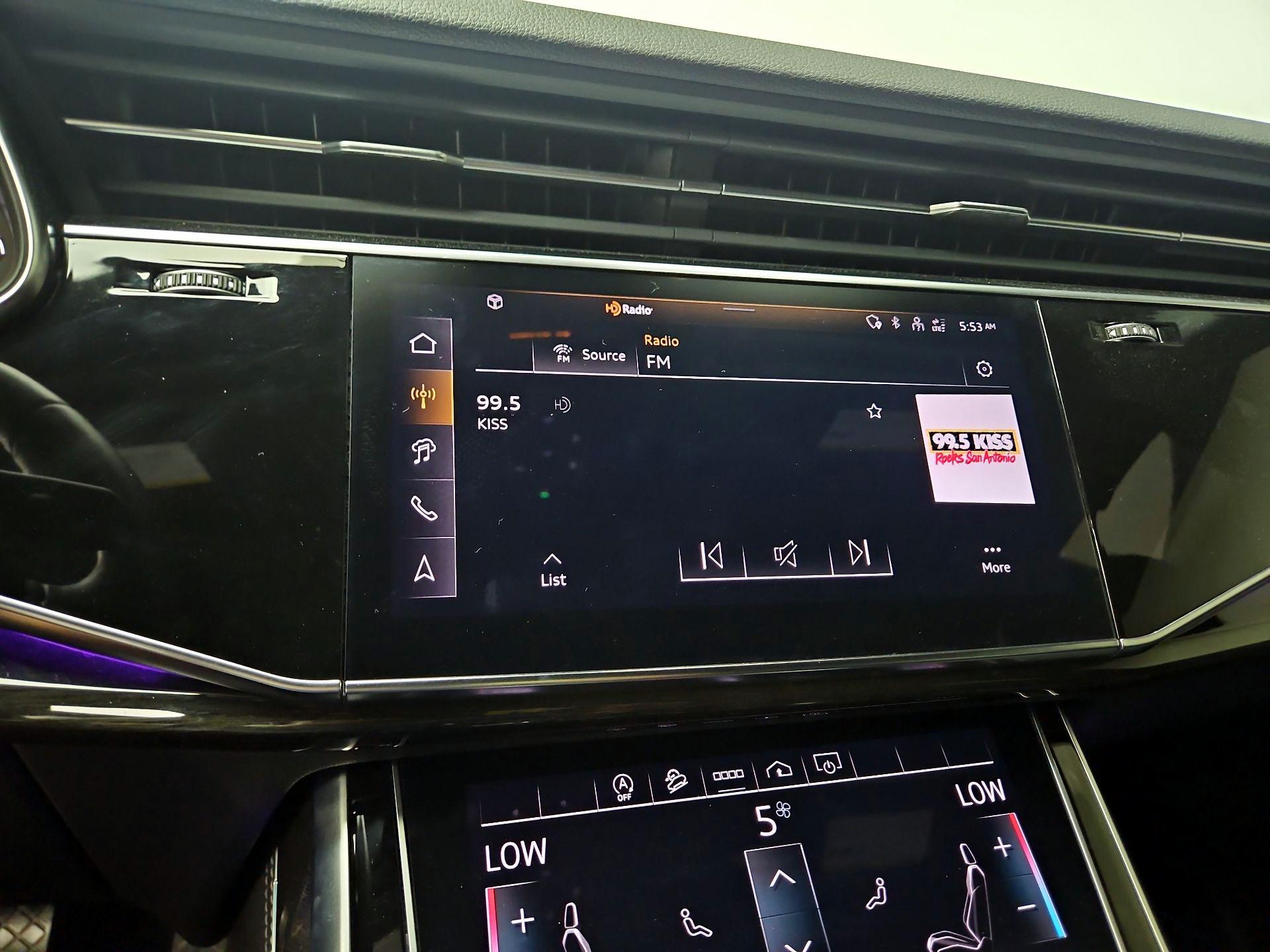 Thumbnail: 2025 Audi Q7 - 16