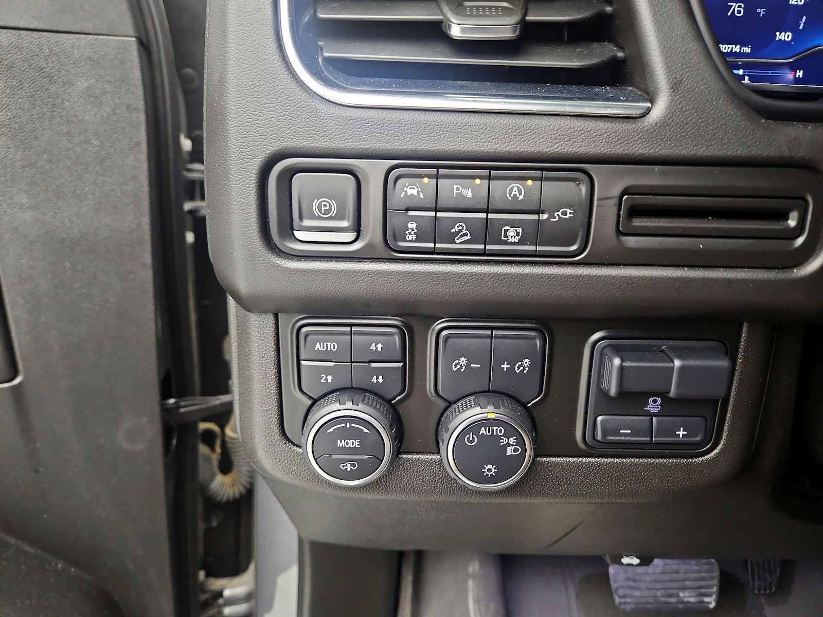 2022 Chevrolet Tahoe Z71 - Photo 14