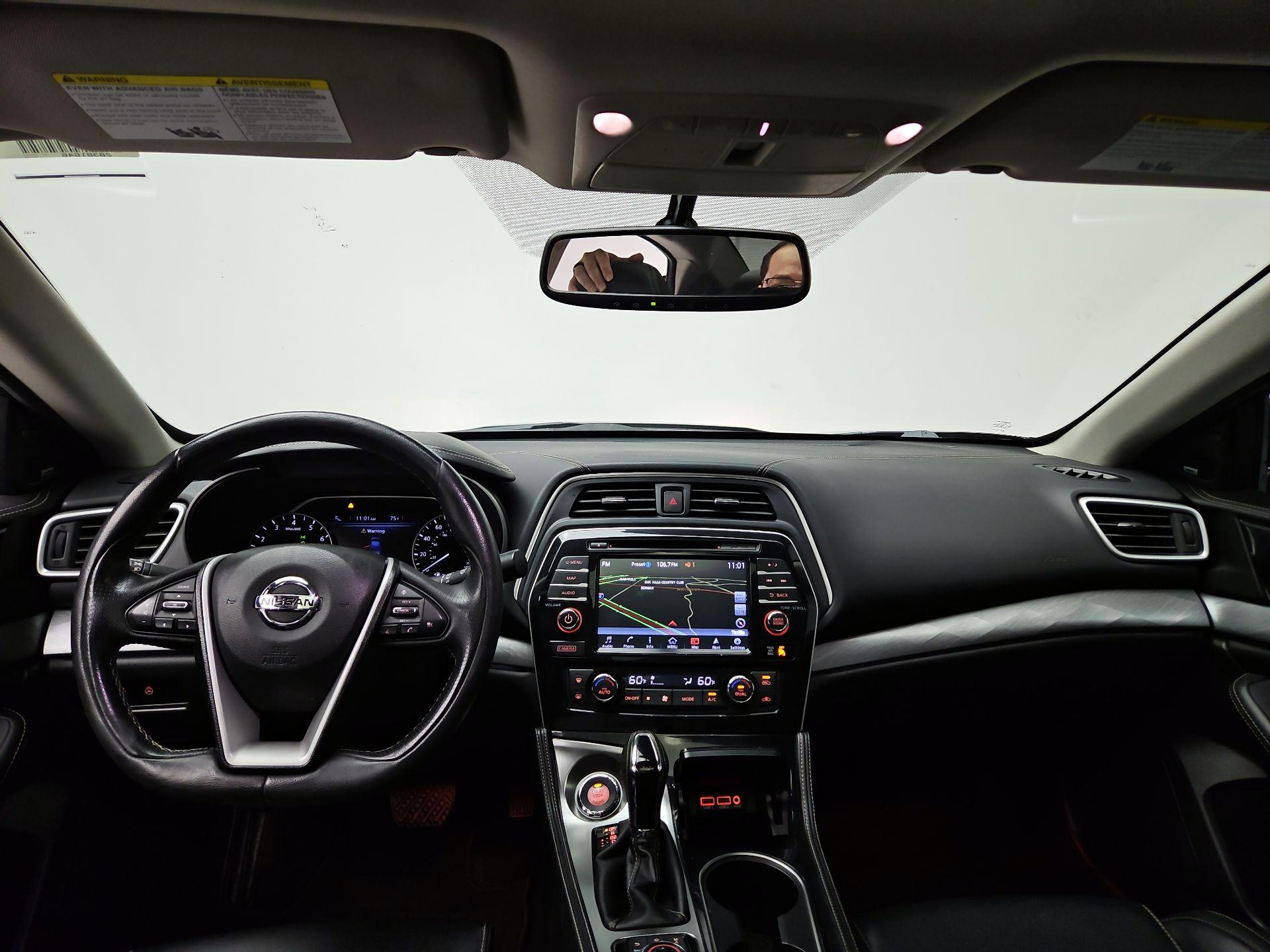 Thumbnail: 2017 Nissan Maxima - 9