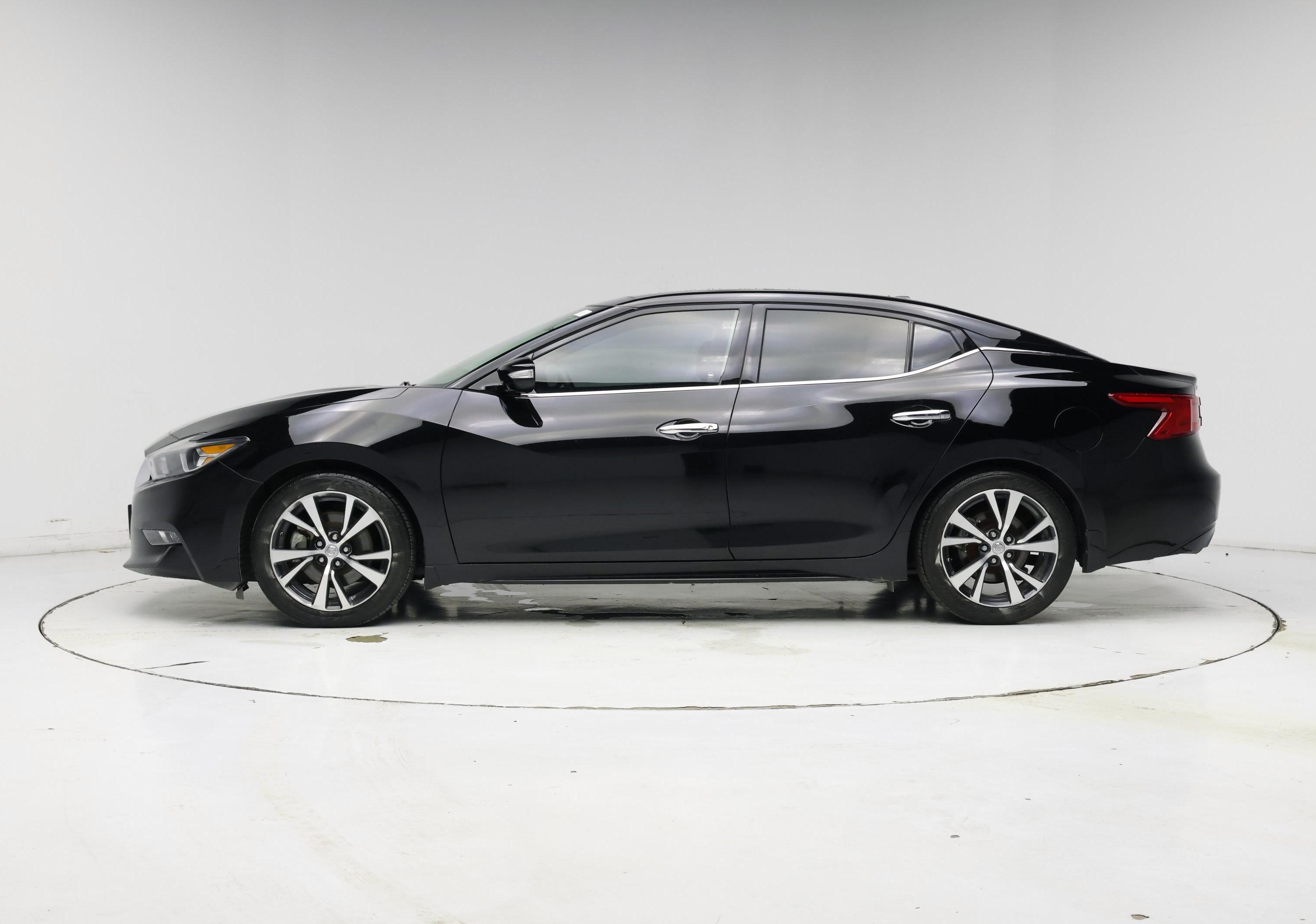 Thumbnail: 2017 Nissan Maxima - 3