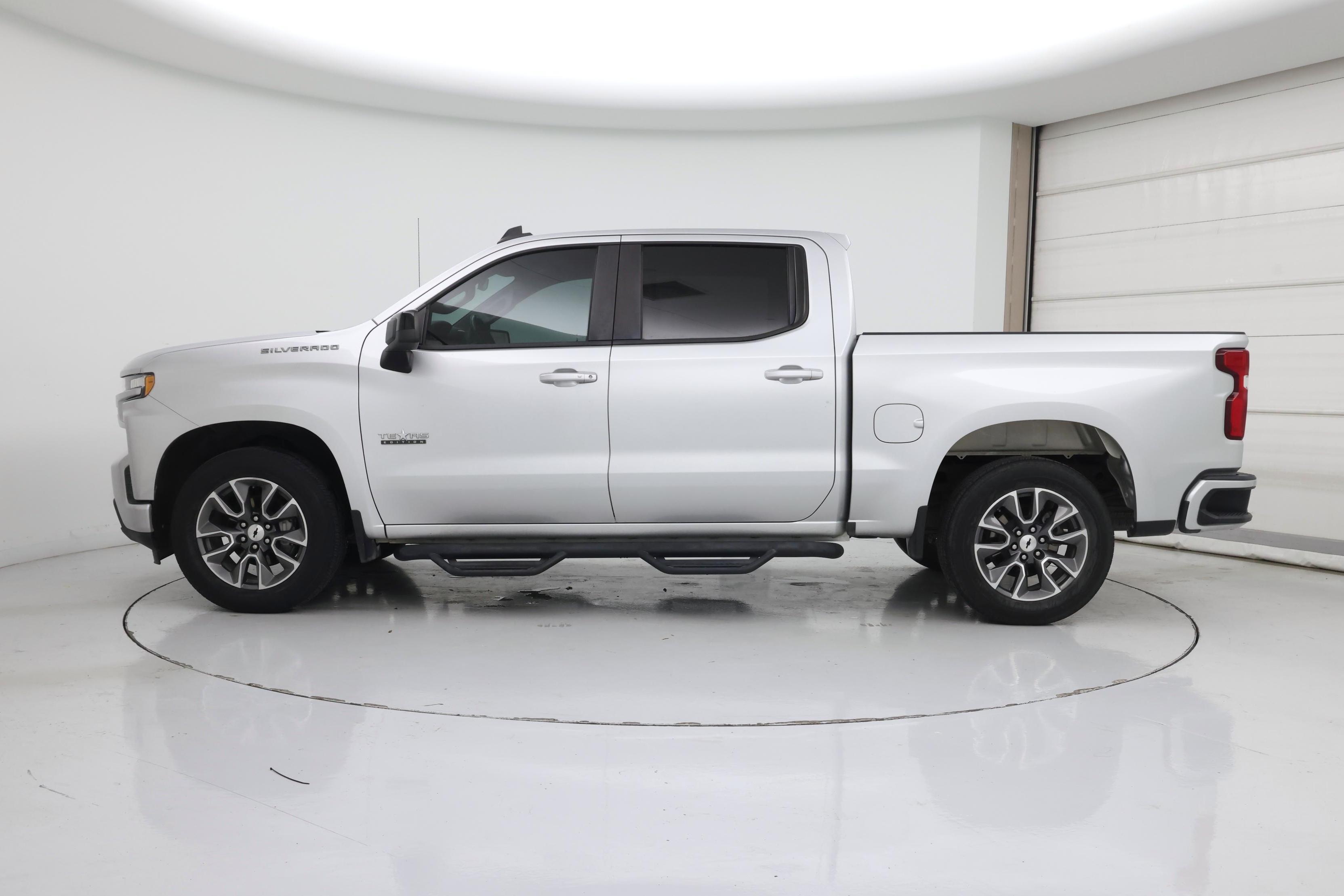 Thumbnail: 2020 Chevrolet Silverado 1500 - 3
