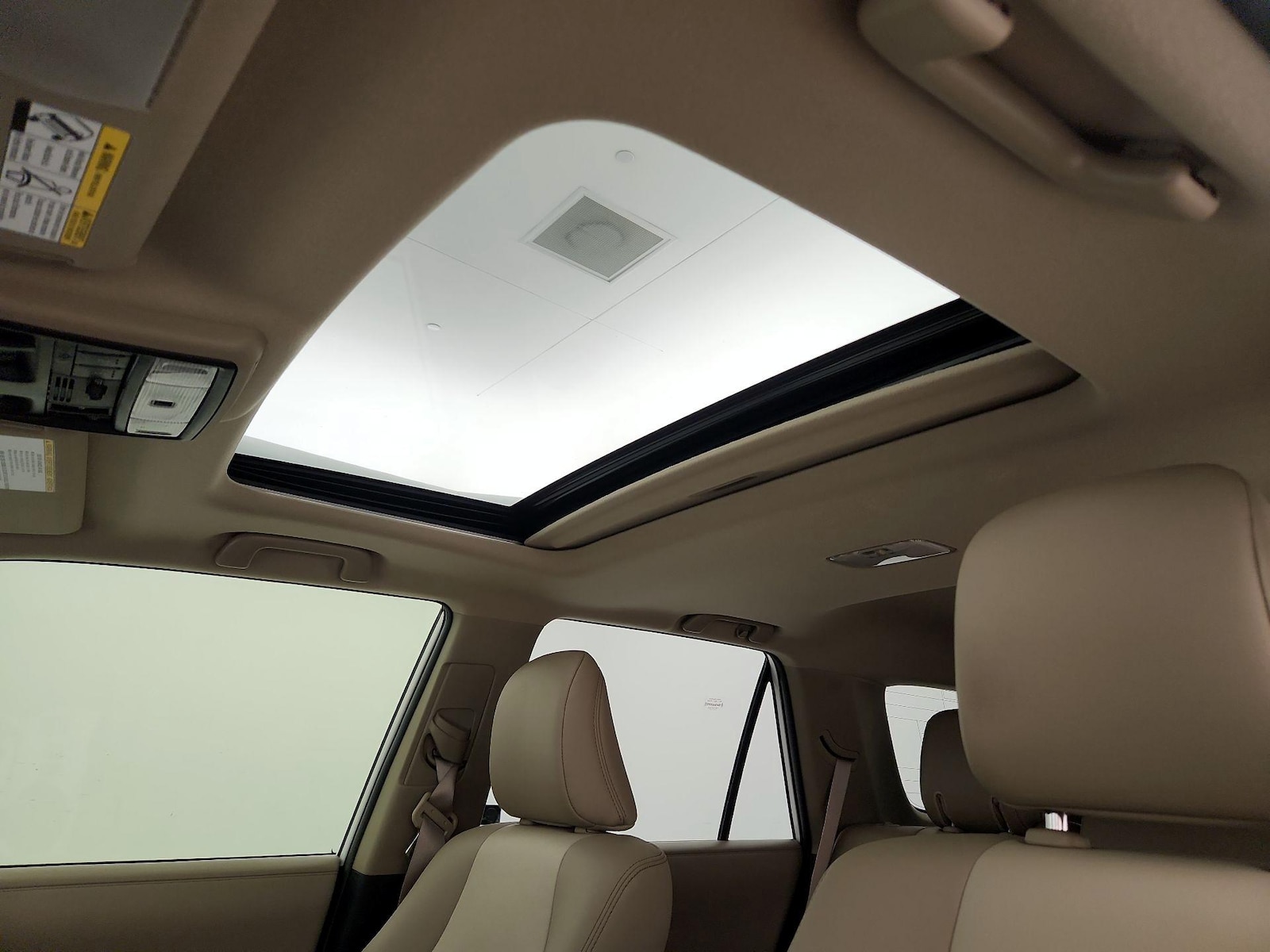 Sunroof(s) & Overhead Airbags
