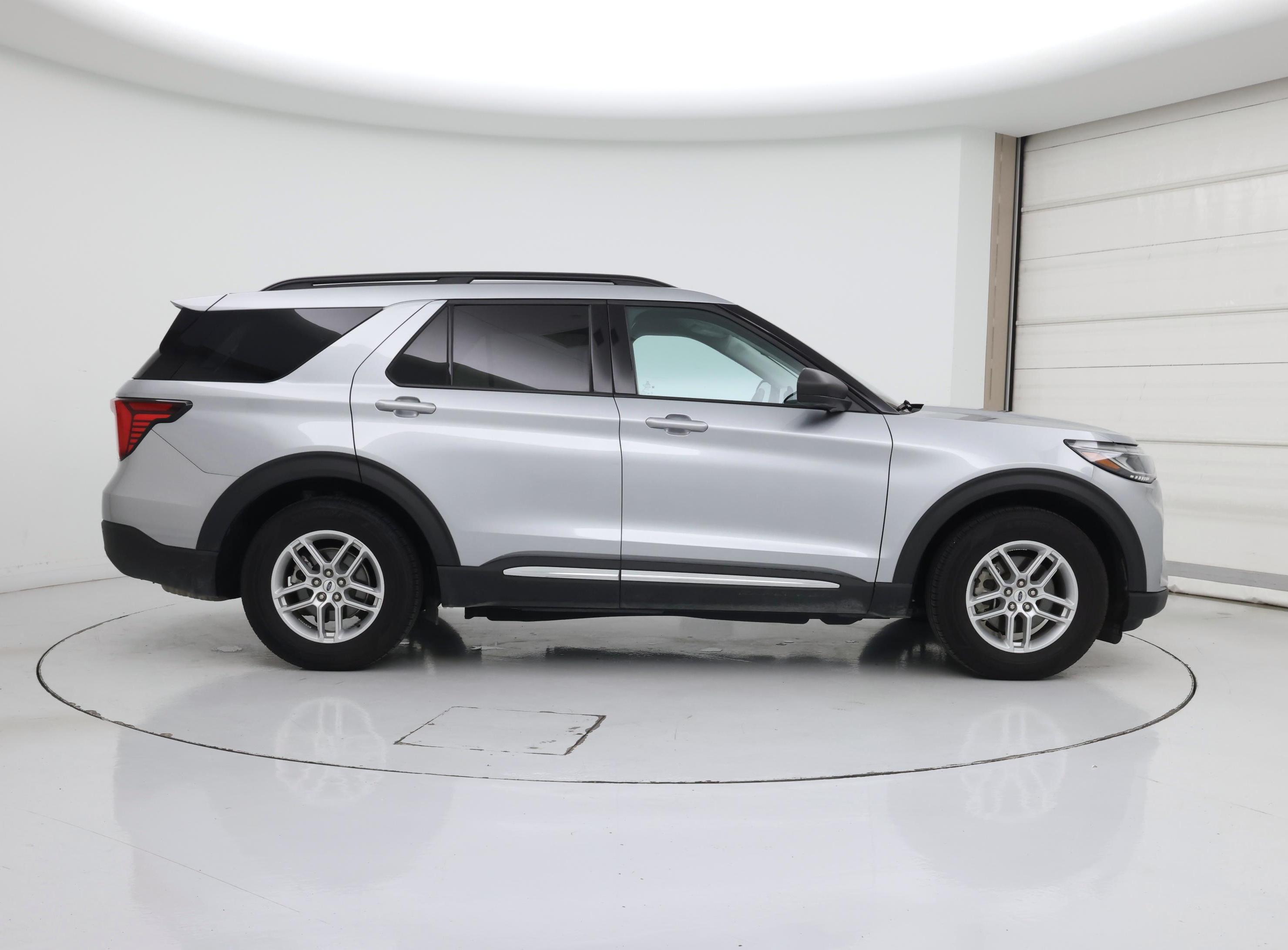 Thumbnail: 2025 Ford Explorer - 7