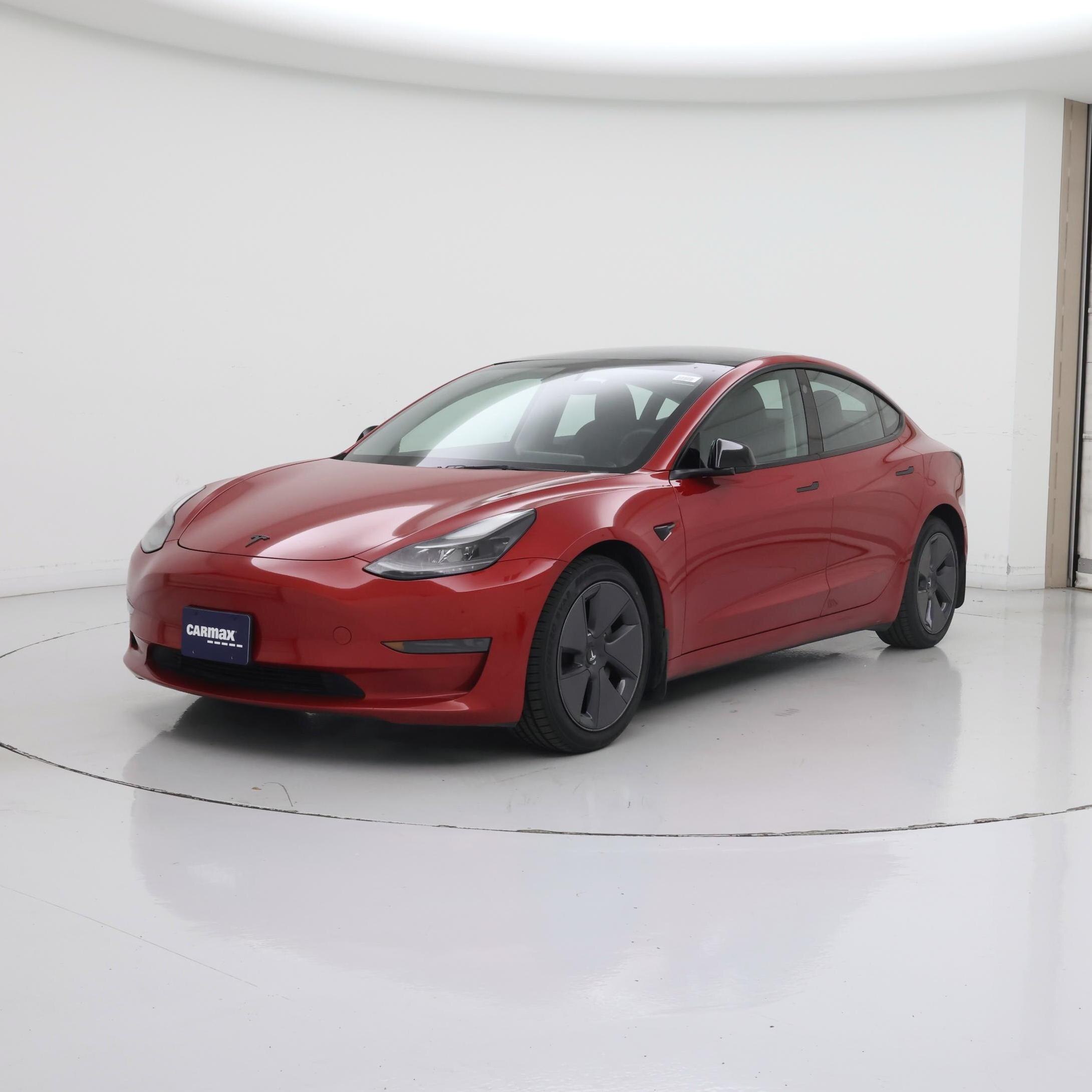 Thumbnail: 2023 Tesla Model 3 - 4