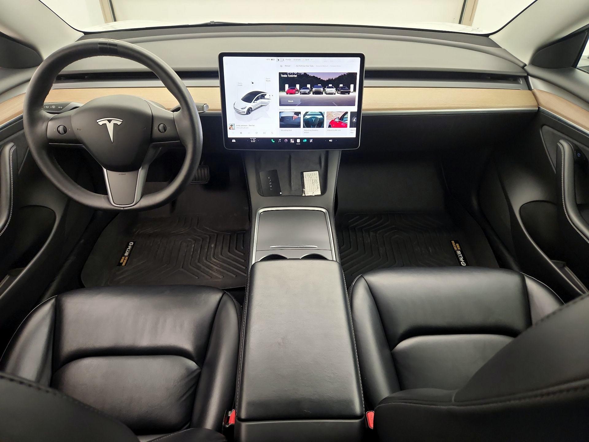 Thumbnail: 2022 Tesla Model 3 - 9