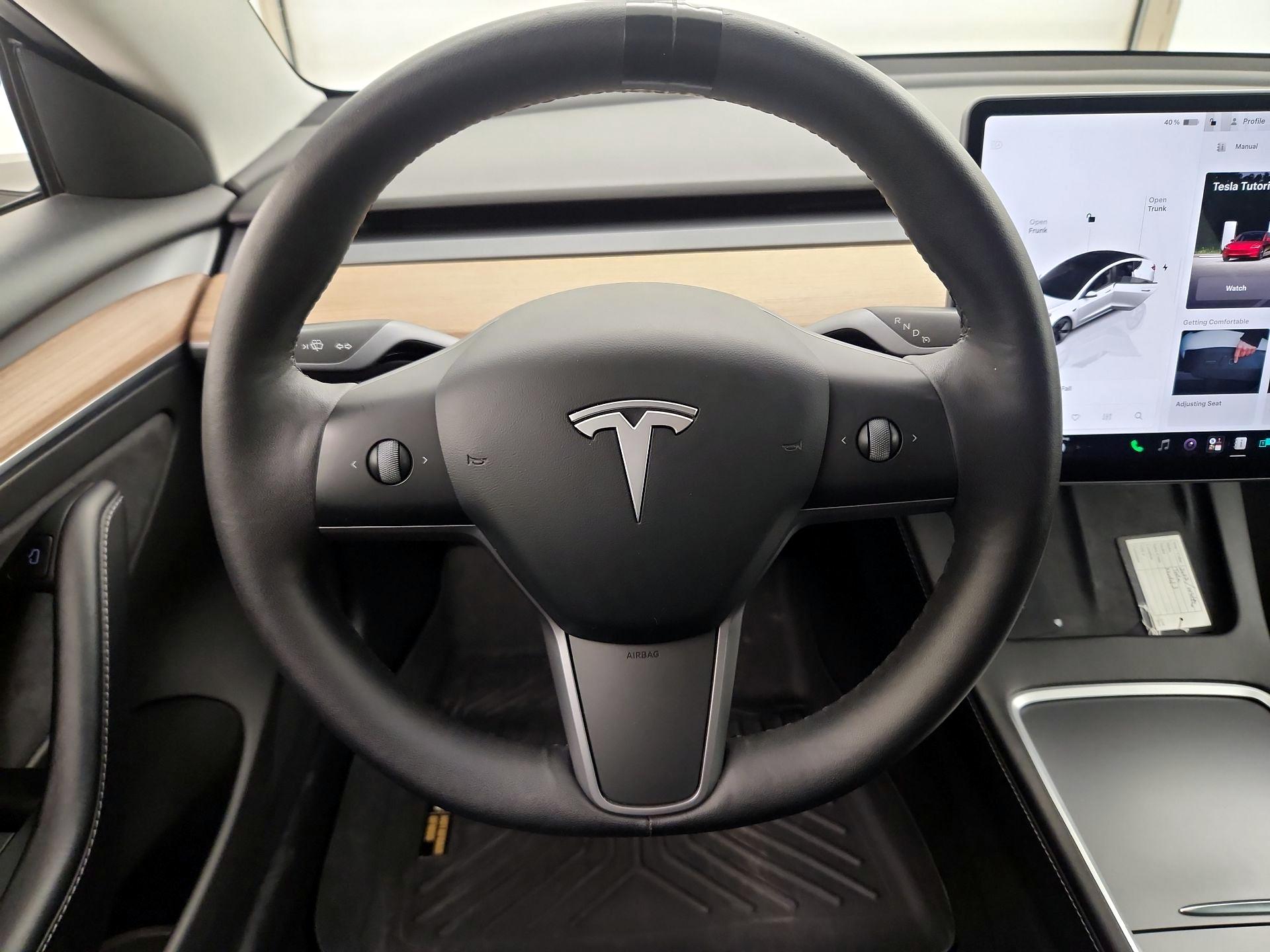 Thumbnail: 2022 Tesla Model 3 - 10
