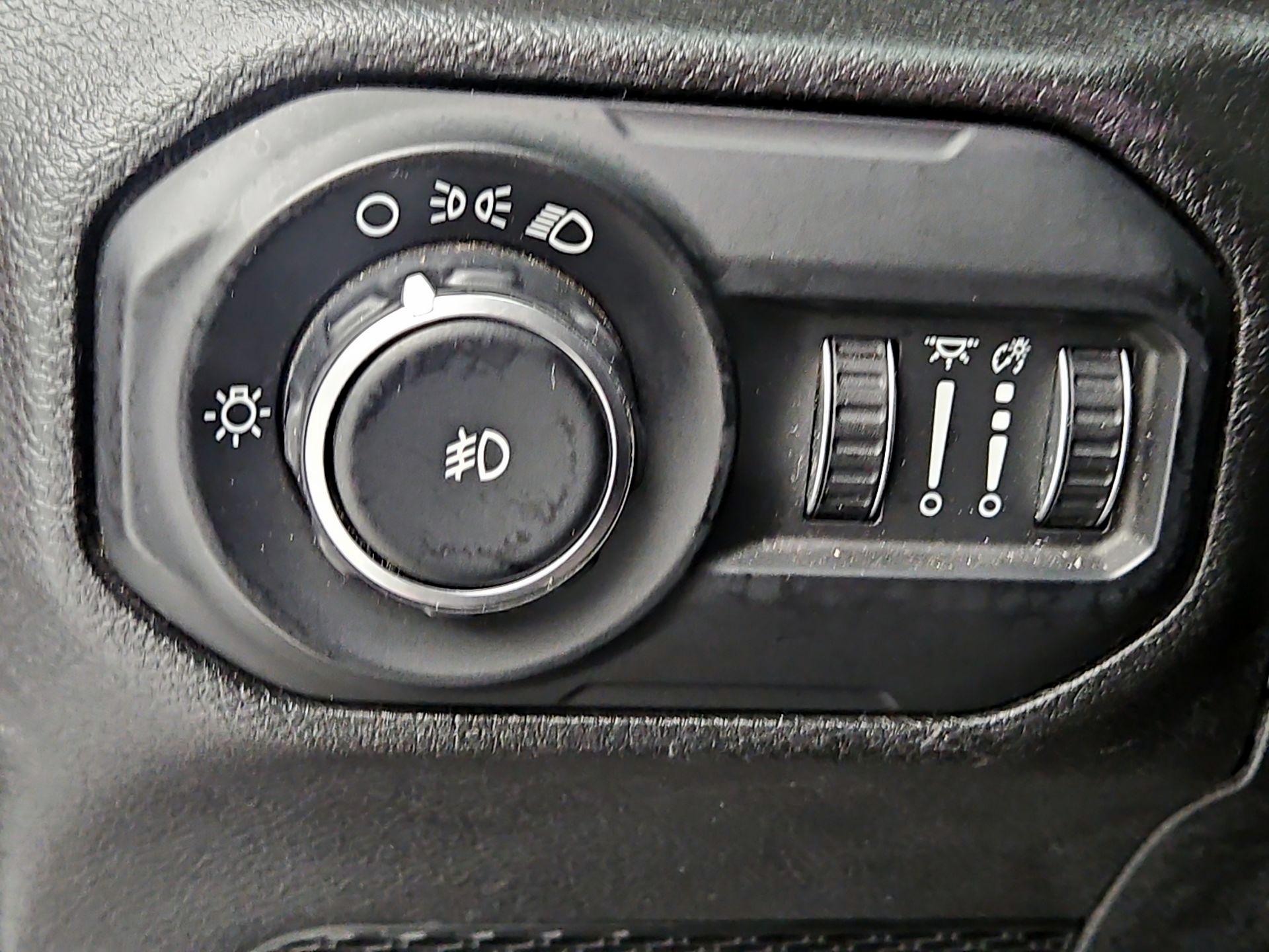 Thumbnail: 2021 Jeep Wrangler - 13