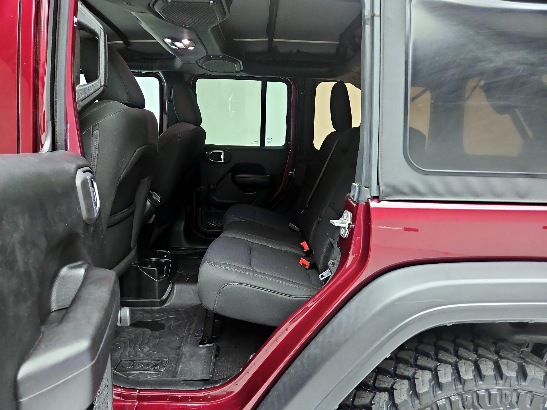 Thumbnail: 2021 Jeep Wrangler - 19