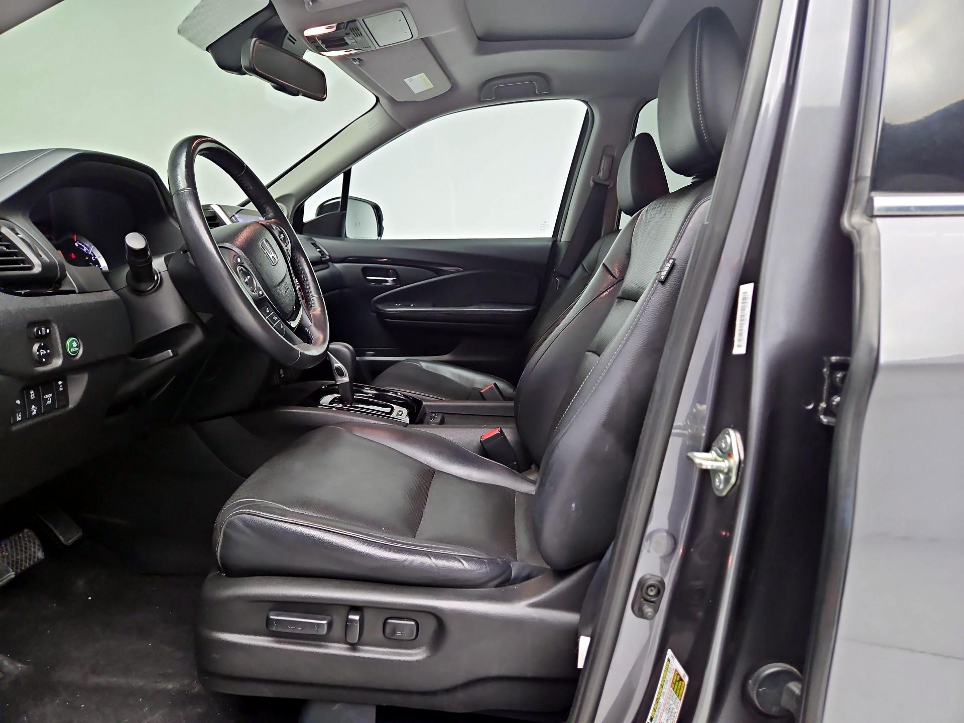 Thumbnail: 2019 Honda Ridgeline - 11