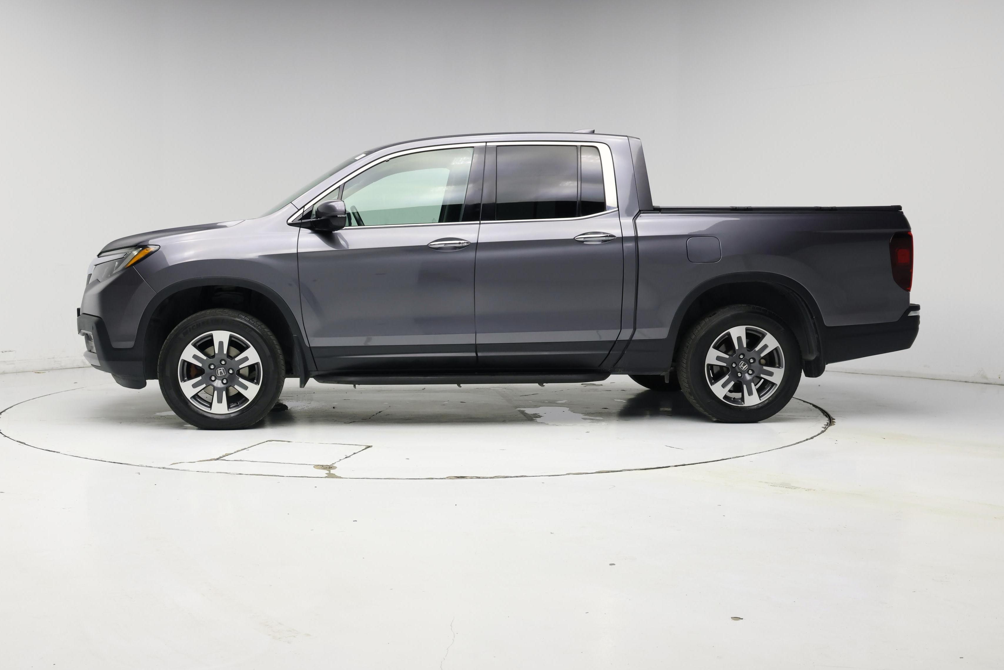 Thumbnail: 2019 Honda Ridgeline - 3