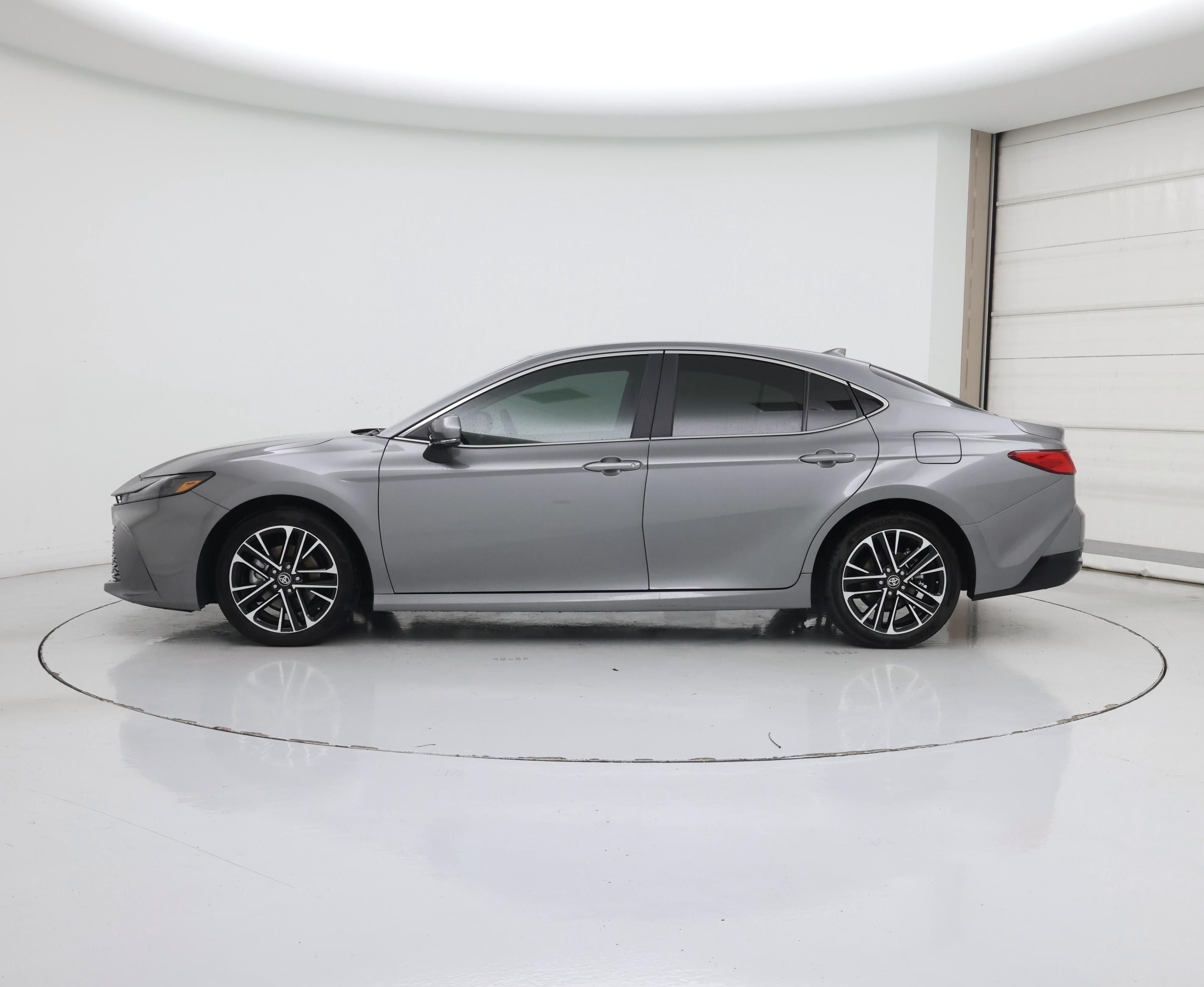 Thumbnail: 2026 Toyota Camry - 3