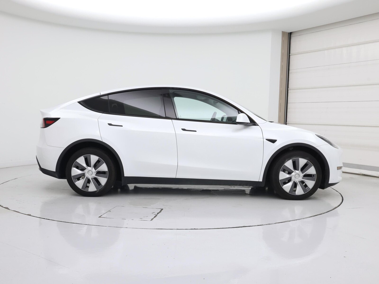 2023 Tesla Model Y Long Range - Photo 8