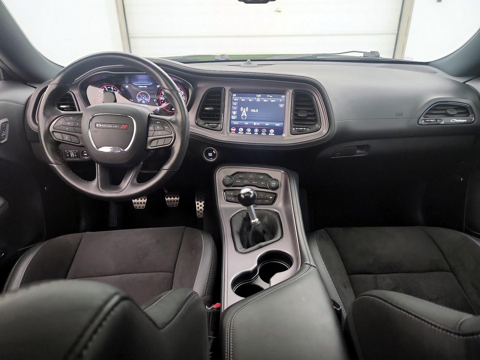 2023 Dodge Challenger R/T - Photo 10