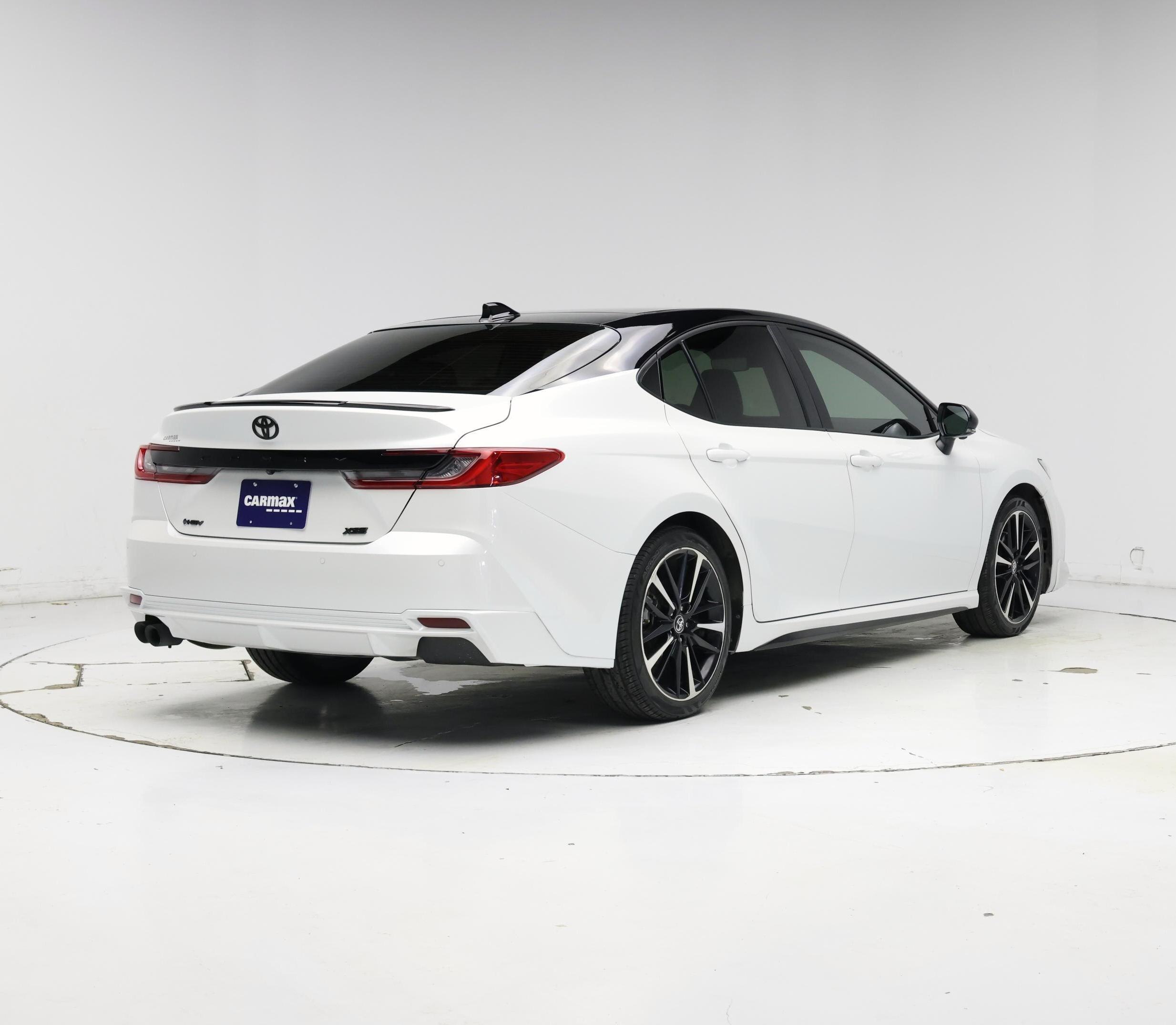 Thumbnail: 2025 Toyota Camry - 8