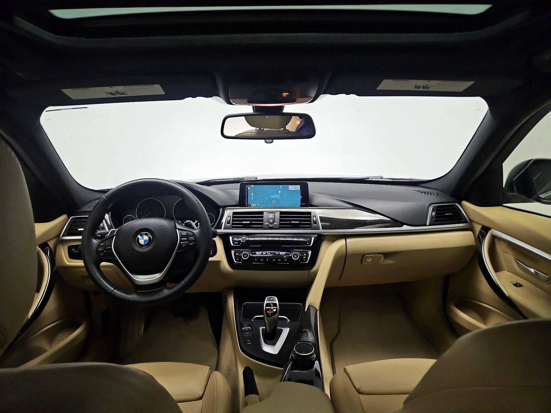 Thumbnail: 2016 BMW 3 Series - 9