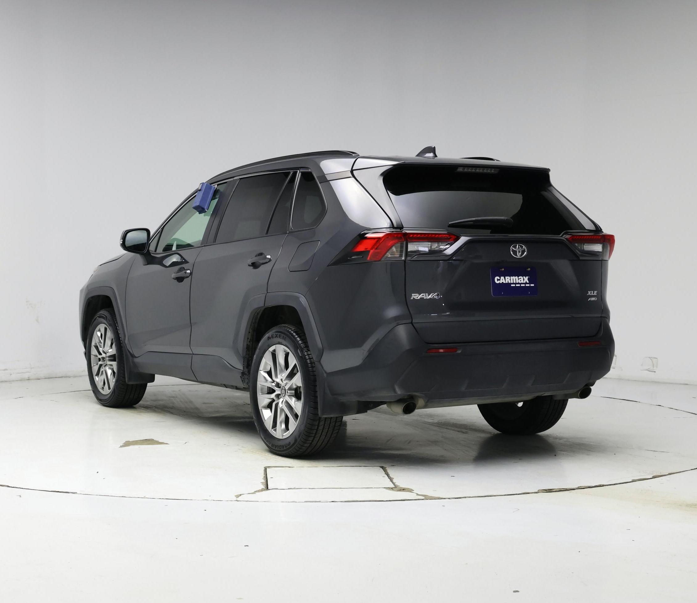 Thumbnail: 2021 Toyota RAV4 - 2
