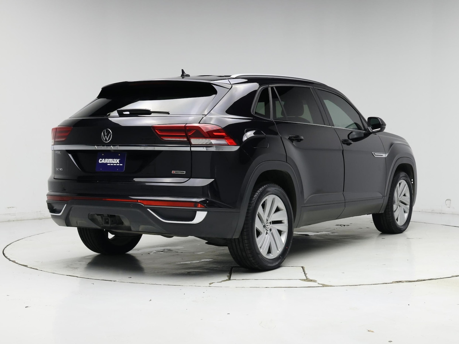 2022 Volkswagen Atlas Cross Sport SE w/Tech - Photo 9