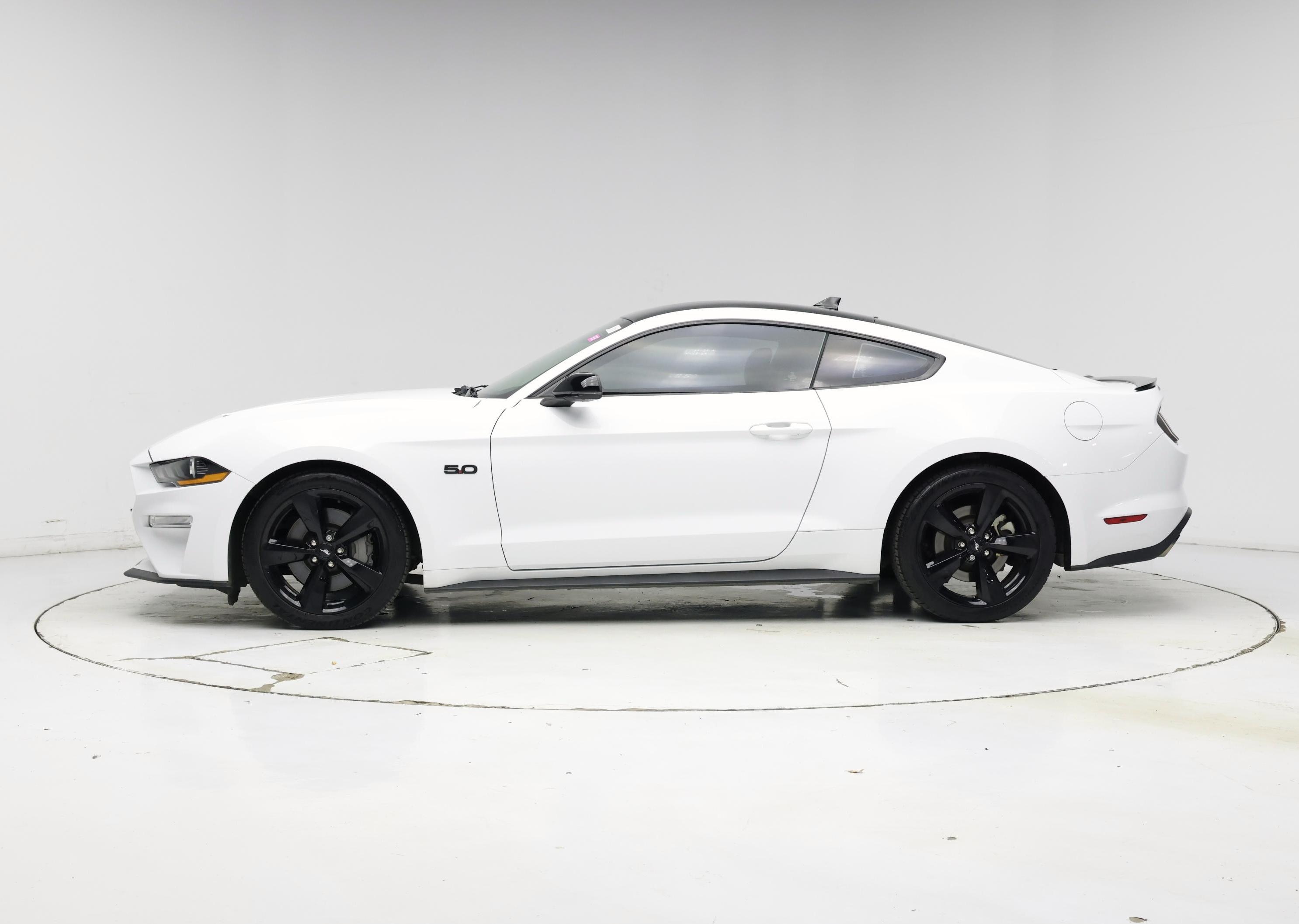 Thumbnail: 2021 Ford Mustang - 3