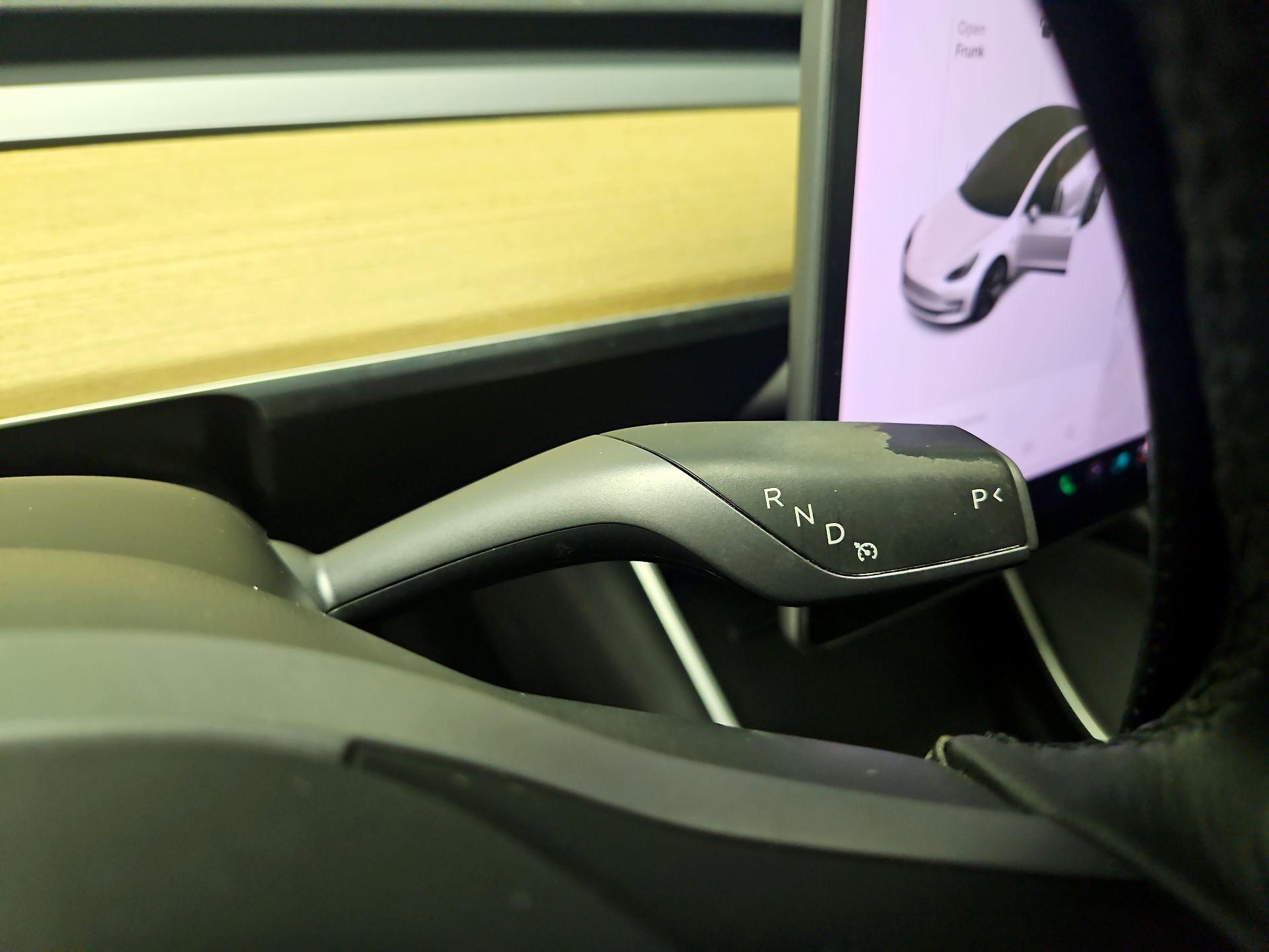 Thumbnail: 2020 Tesla Model 3 - 17