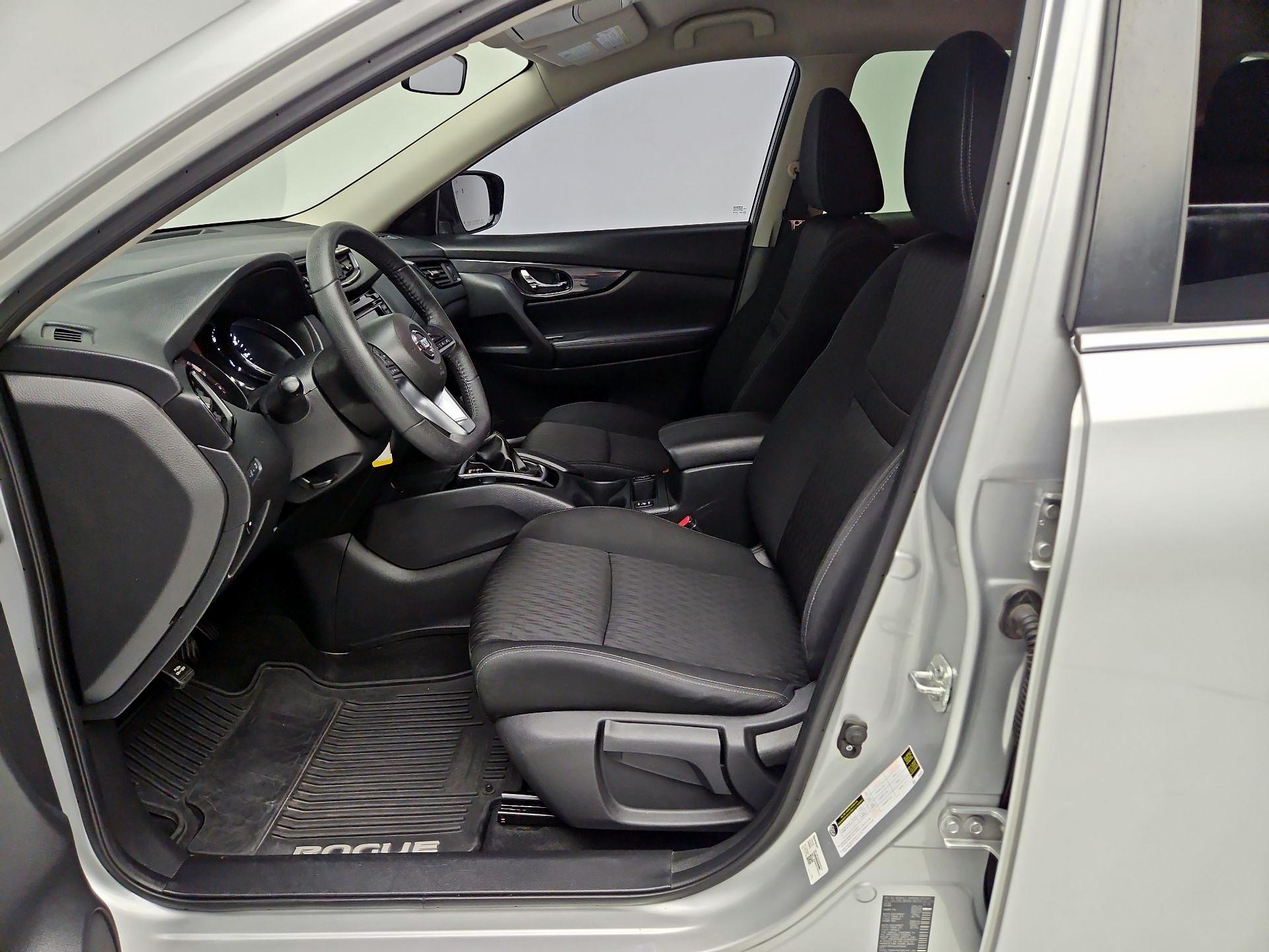 Thumbnail: 2020 Nissan Rogue - 11
