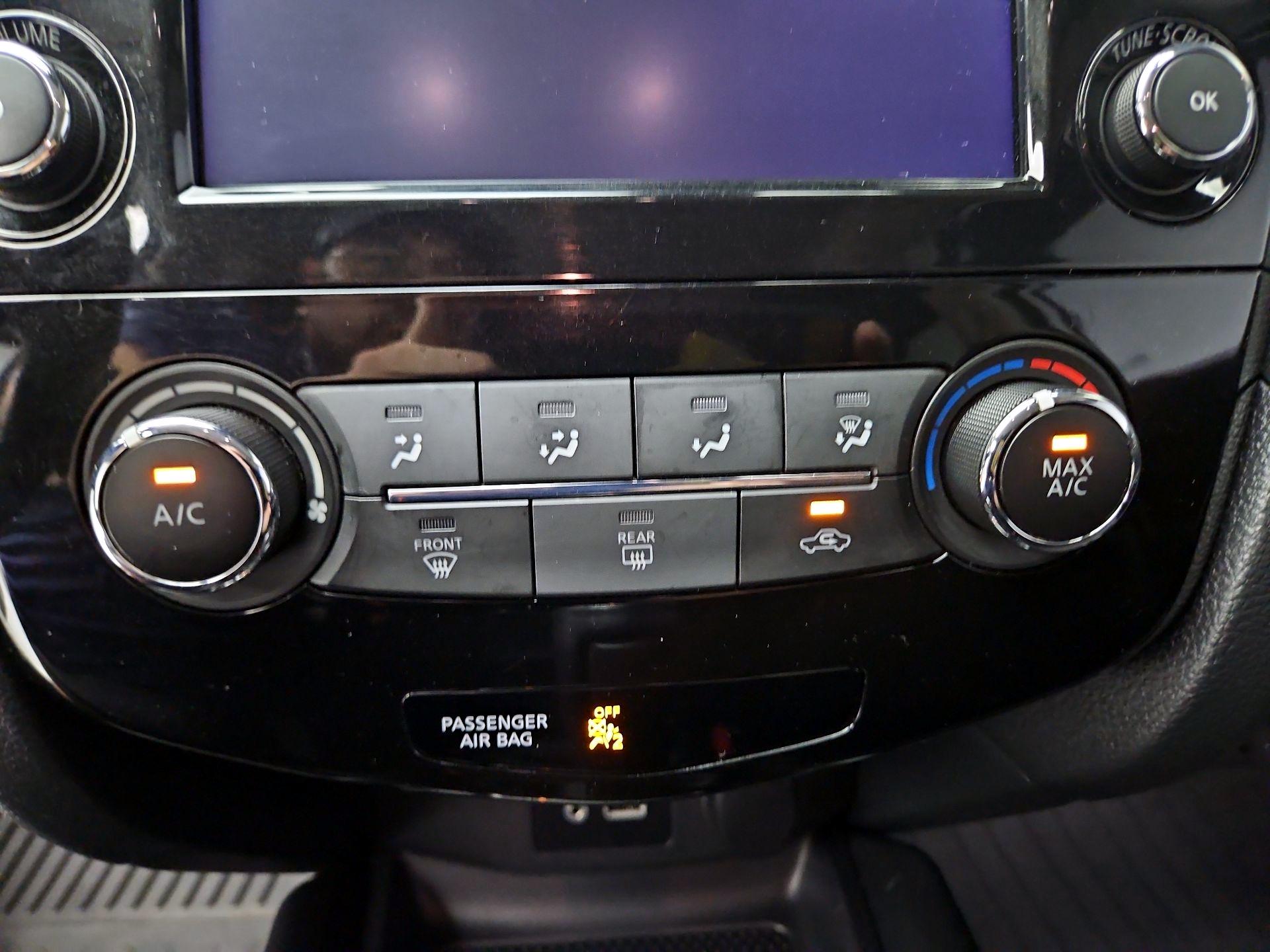 Thumbnail: 2020 Nissan Rogue - 16