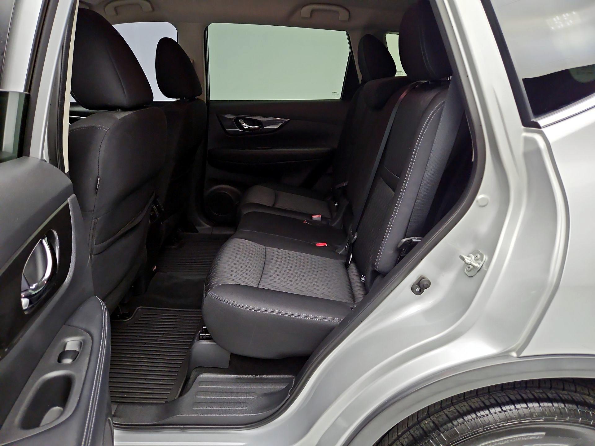 Thumbnail: 2020 Nissan Rogue - 19