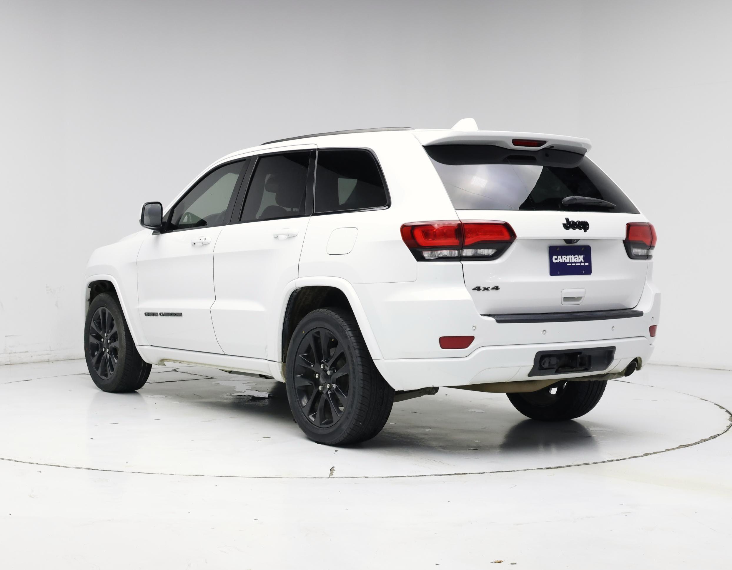 Thumbnail: 2019 Jeep Grand Cherokee - 2