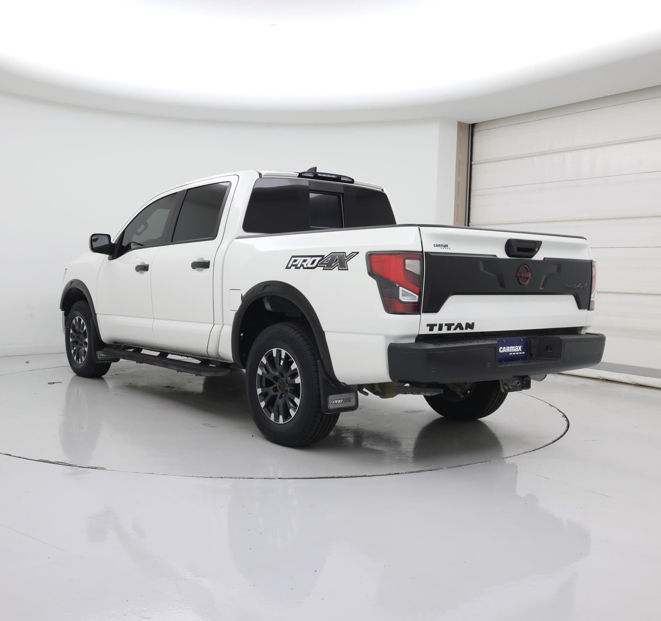 Thumbnail: 2024 Nissan Titan - 2