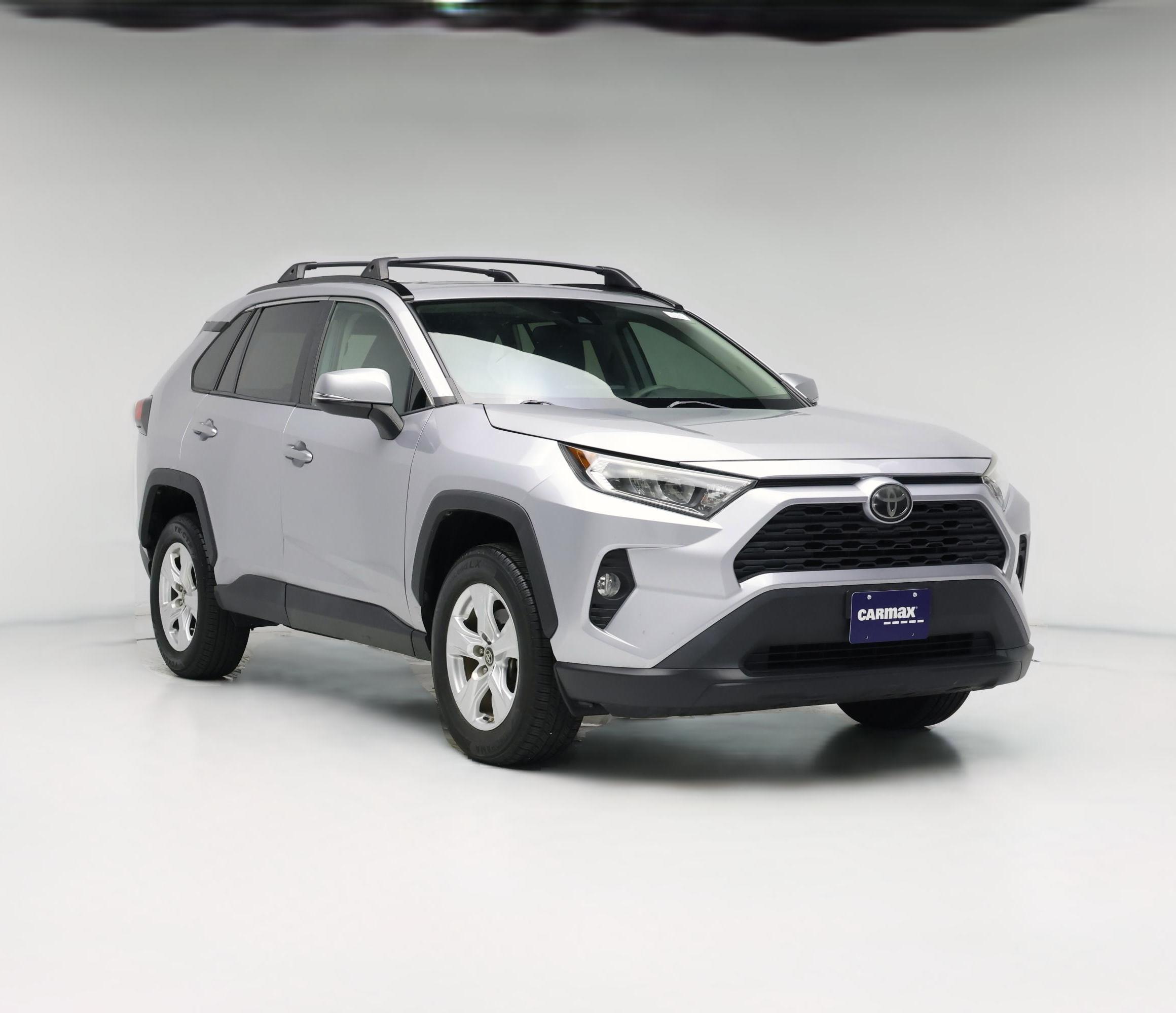 Thumbnail: 2019 Toyota RAV4 - 1