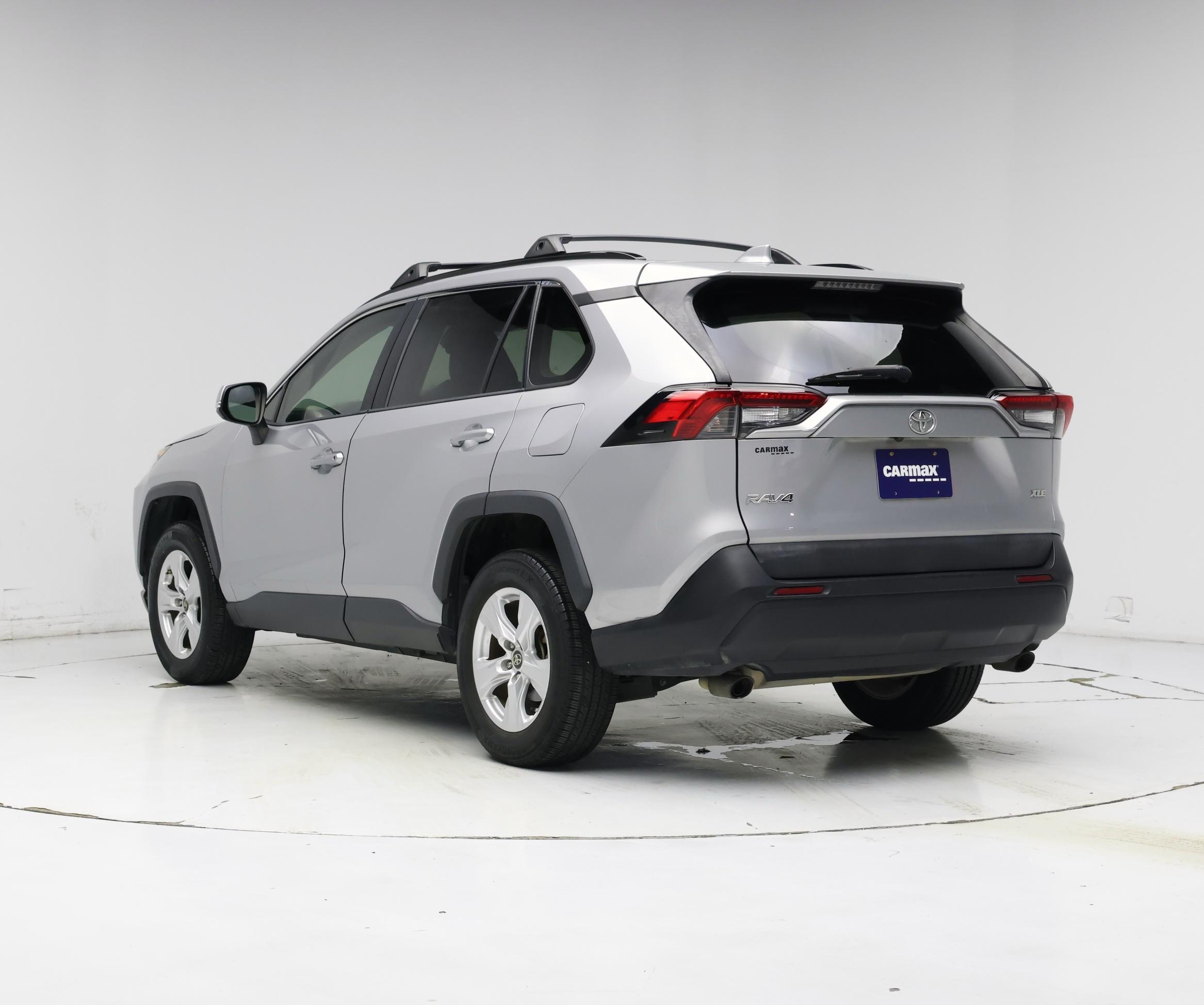 Thumbnail: 2019 Toyota RAV4 - 2