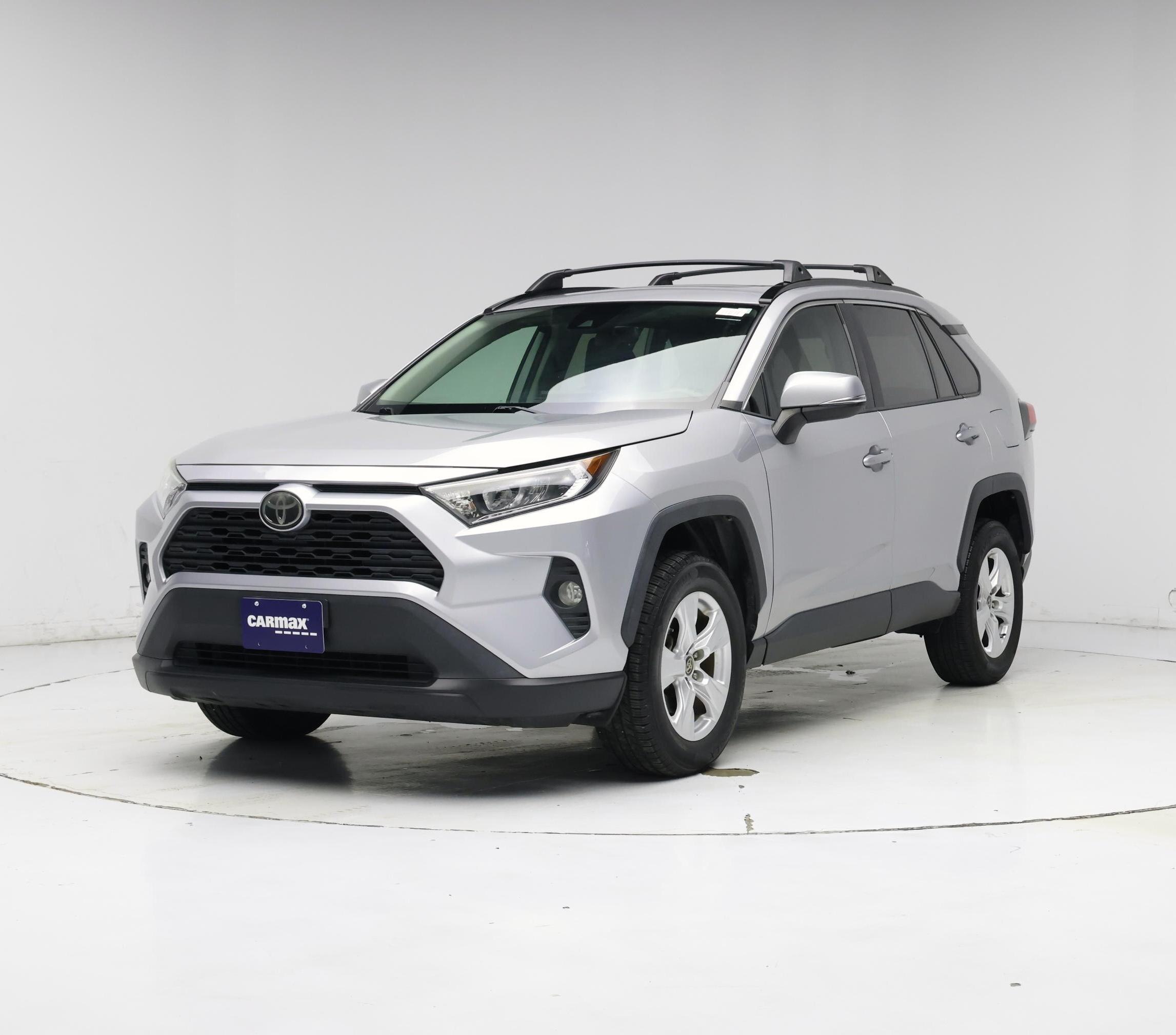 Thumbnail: 2019 Toyota RAV4 - 4