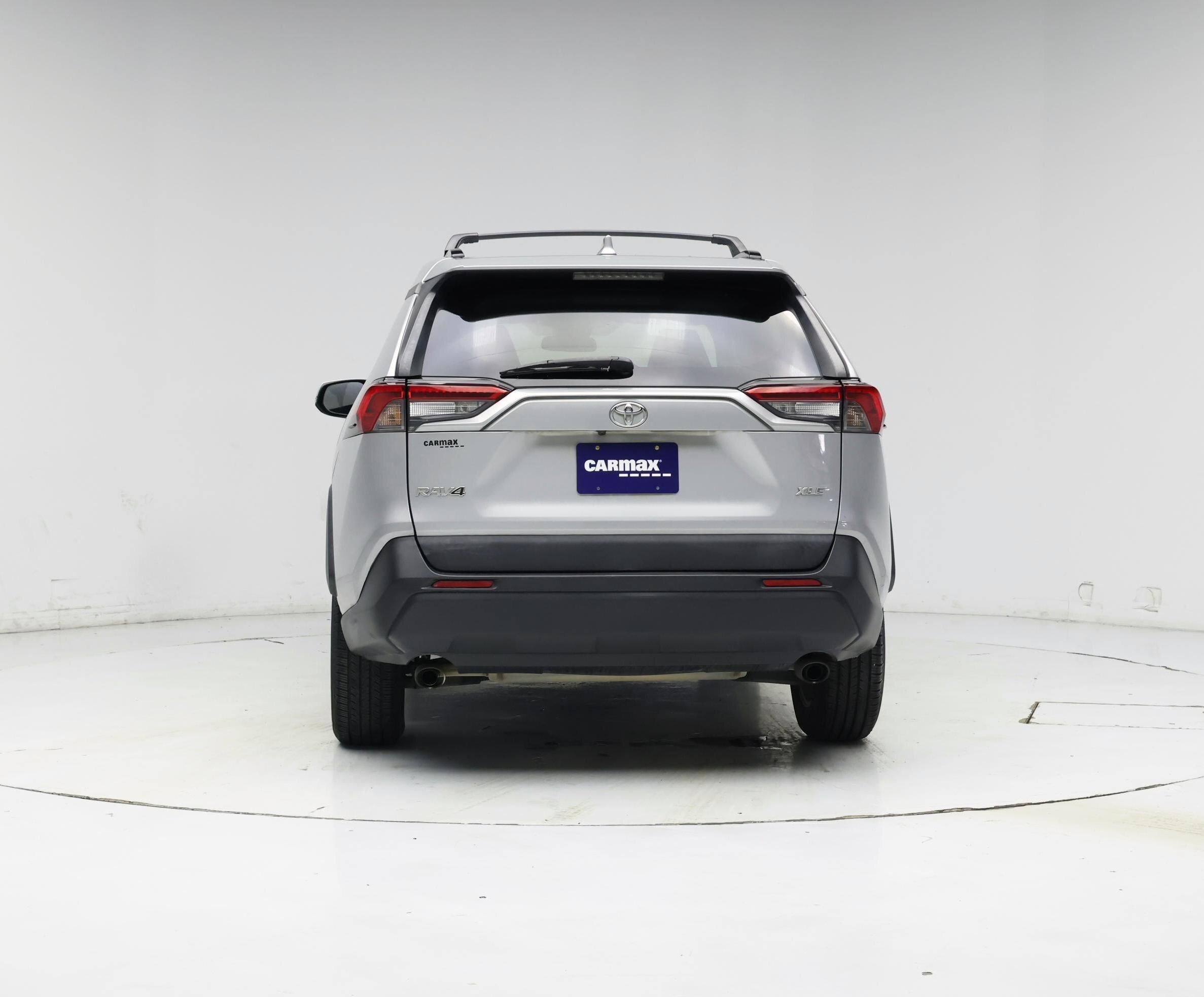 Thumbnail: 2019 Toyota RAV4 - 6
