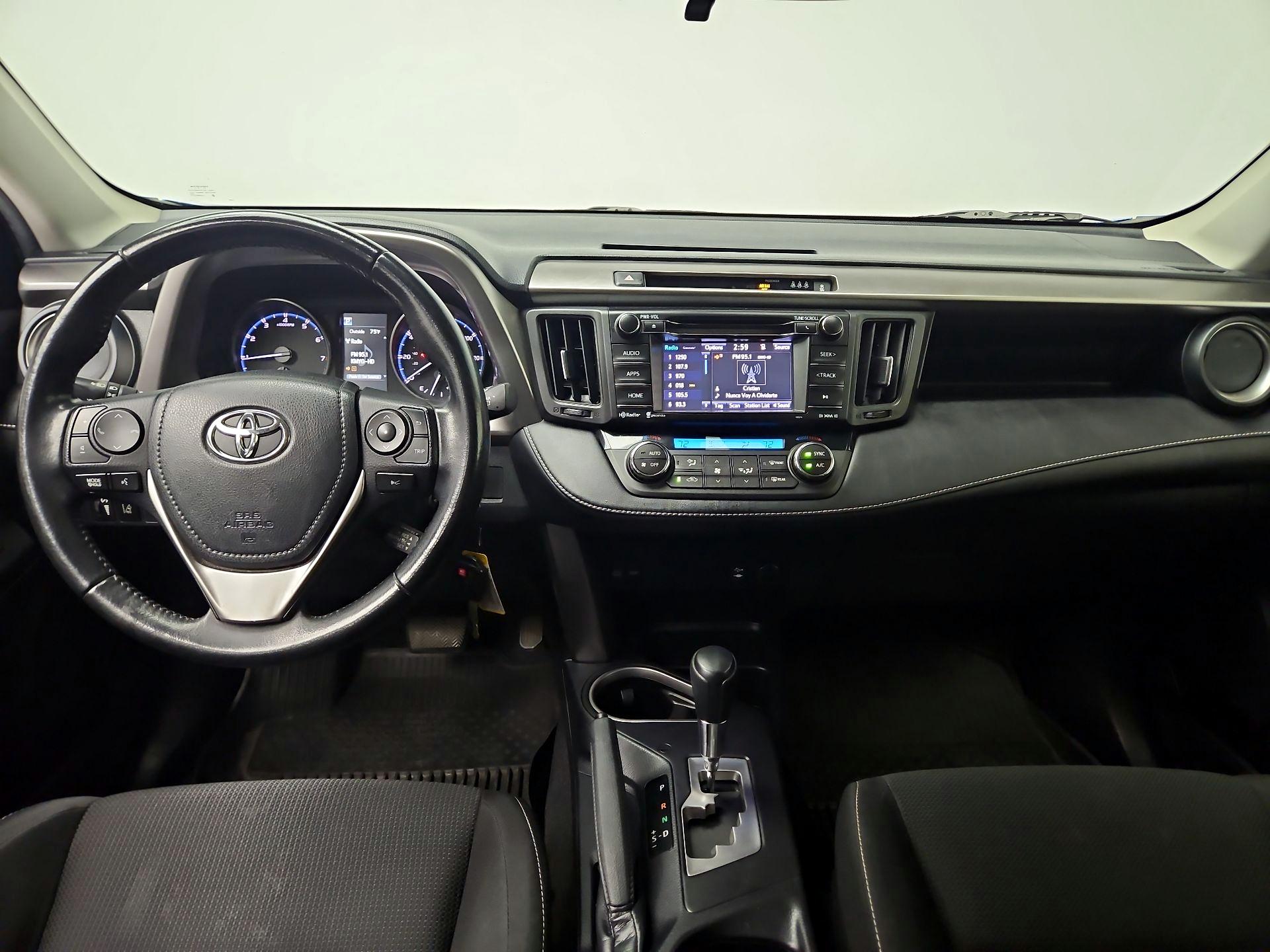 Thumbnail: 2017 Toyota RAV4 - 9