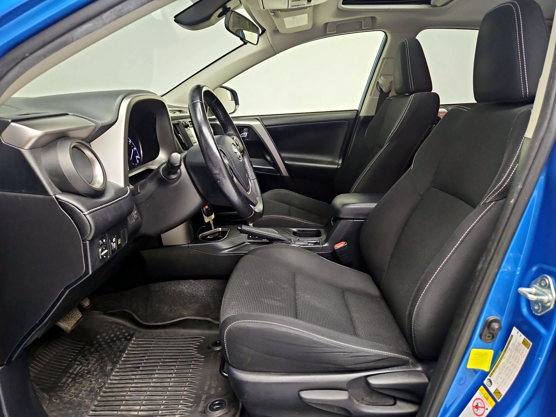 Thumbnail: 2017 Toyota RAV4 - 11
