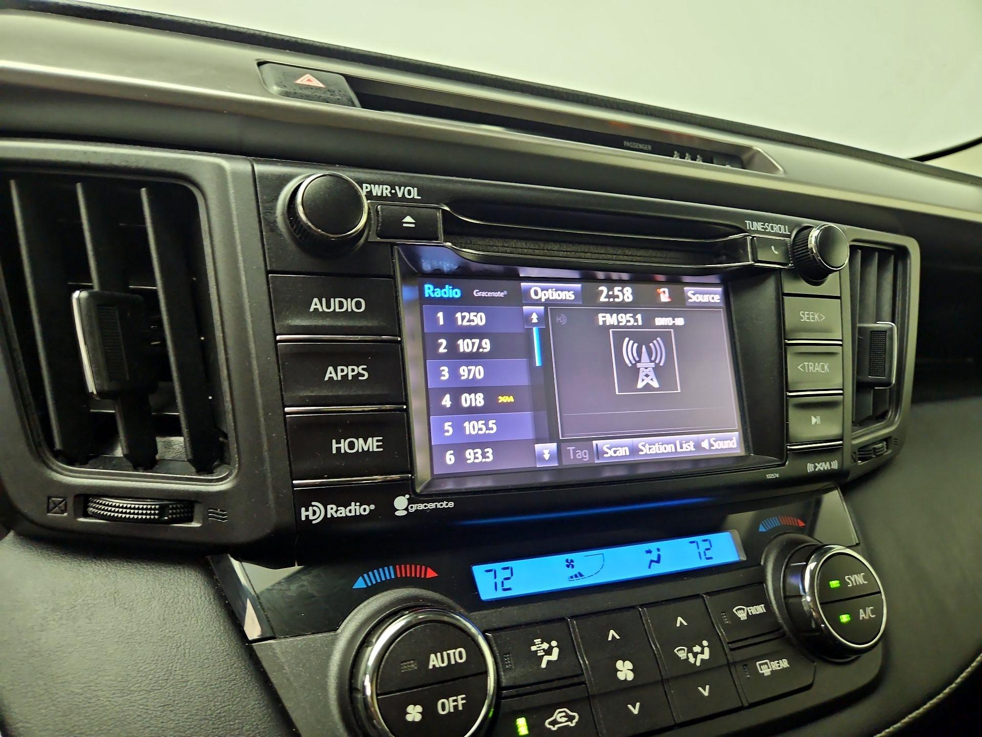 Thumbnail: 2017 Toyota RAV4 - 15