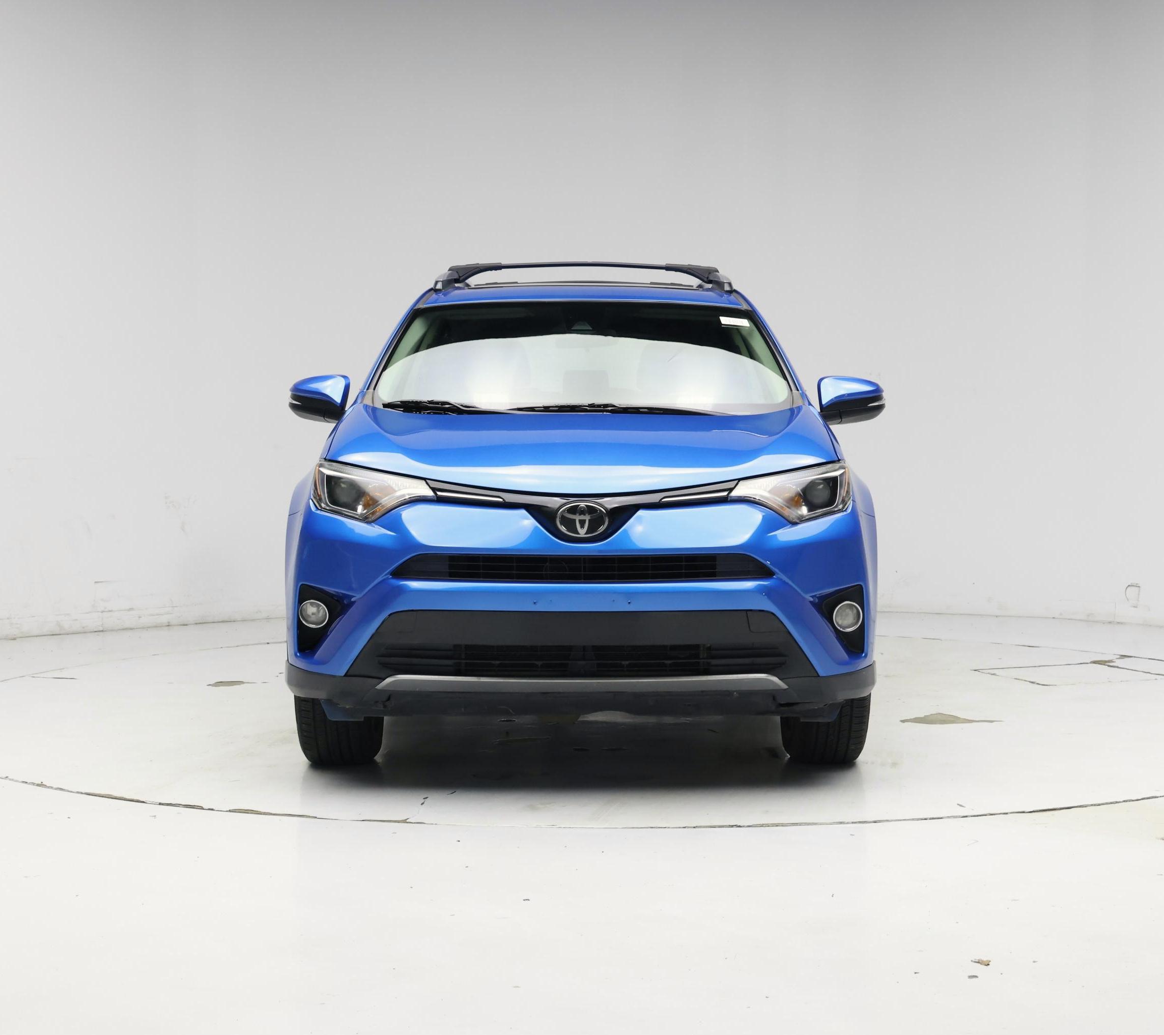 Thumbnail: 2017 Toyota RAV4 - 5