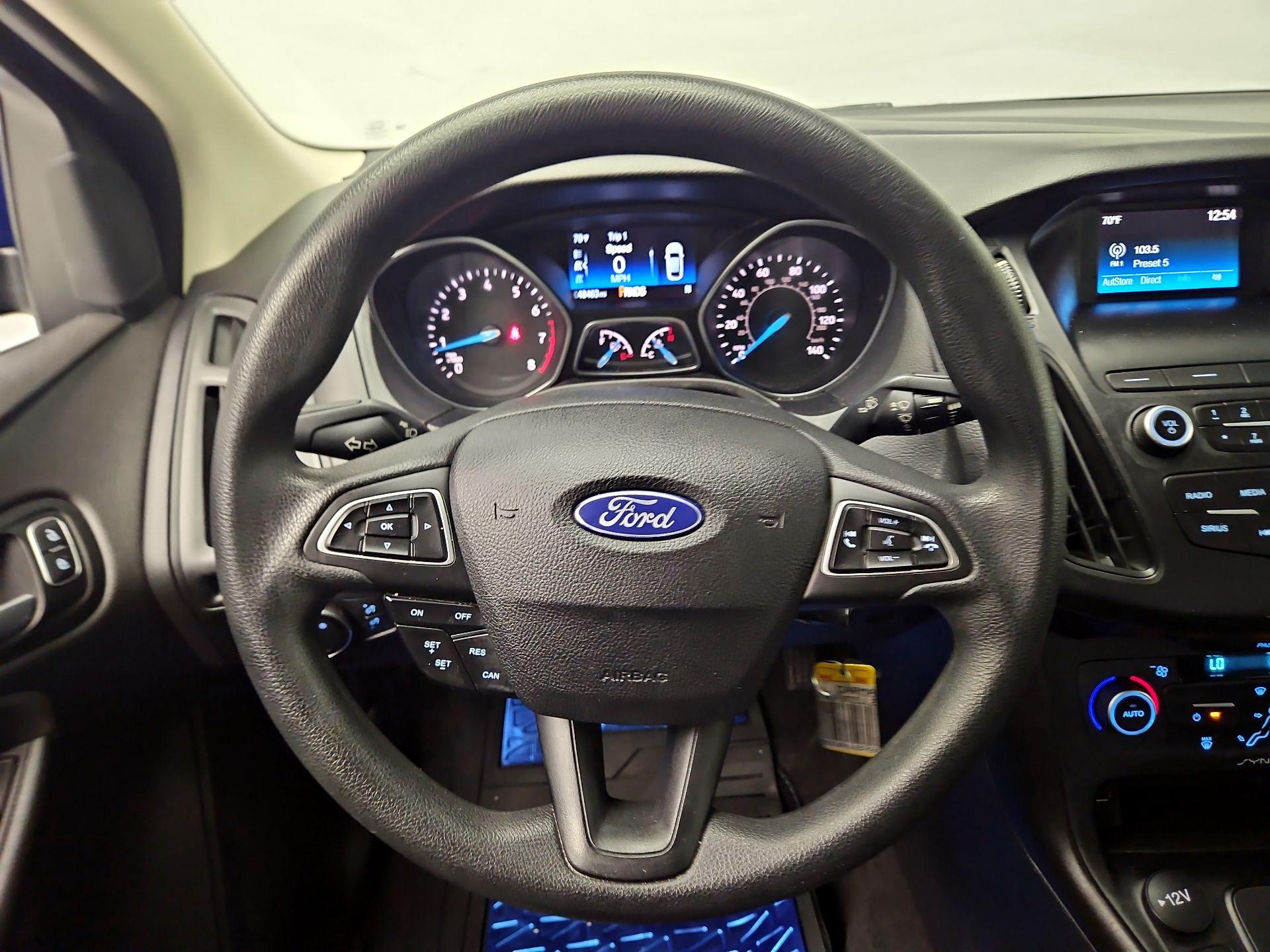 Thumbnail: 2018 Ford Focus - 10