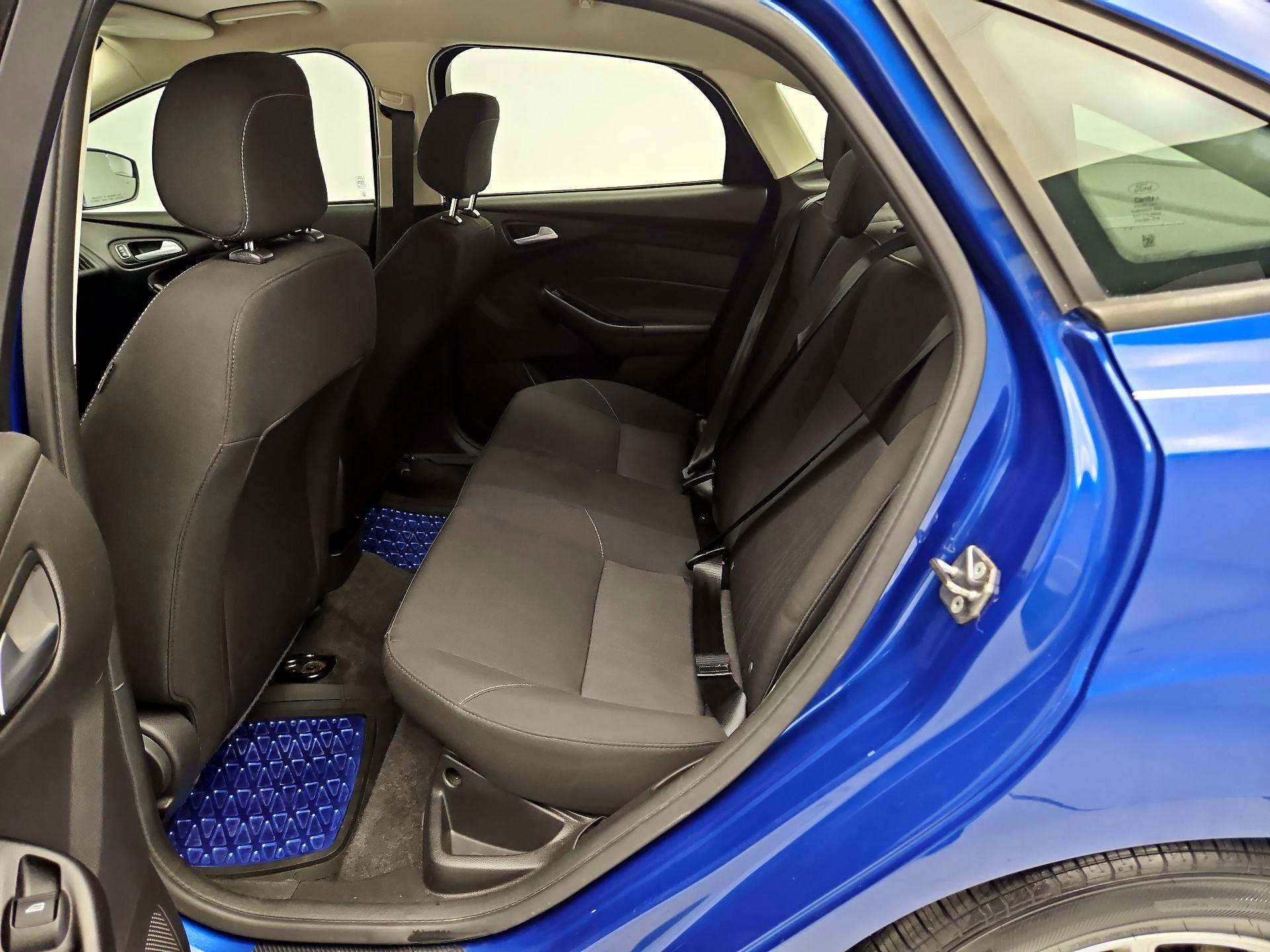 Thumbnail: 2018 Ford Focus - 19